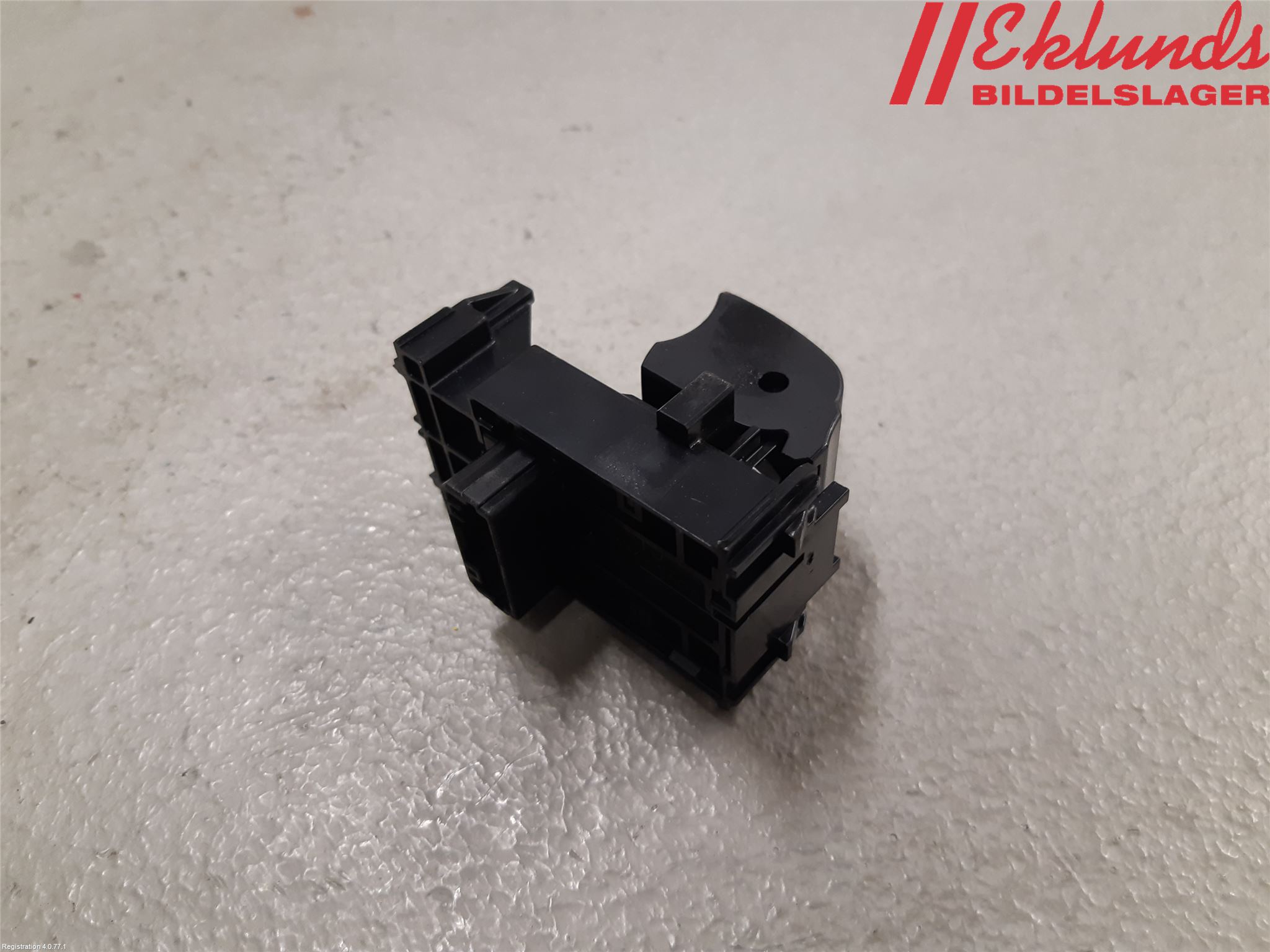 Toyota RAV4 19- Strömställare Elhiss