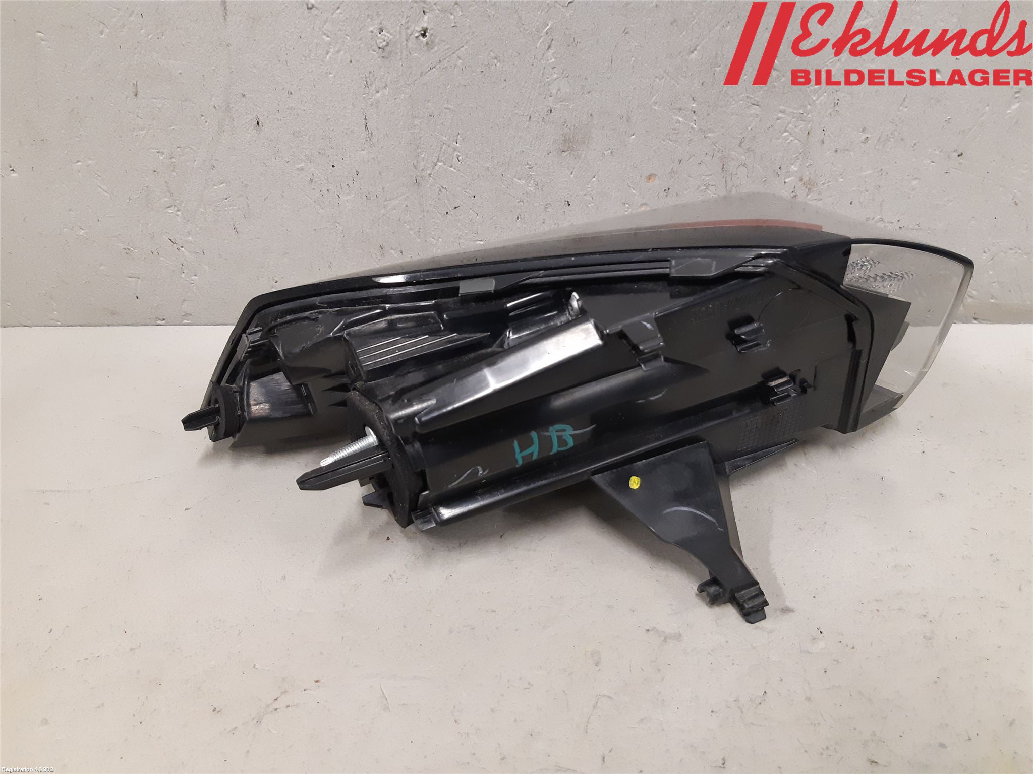 Peugeot 2008/E-2008 20- Bakljus Höger