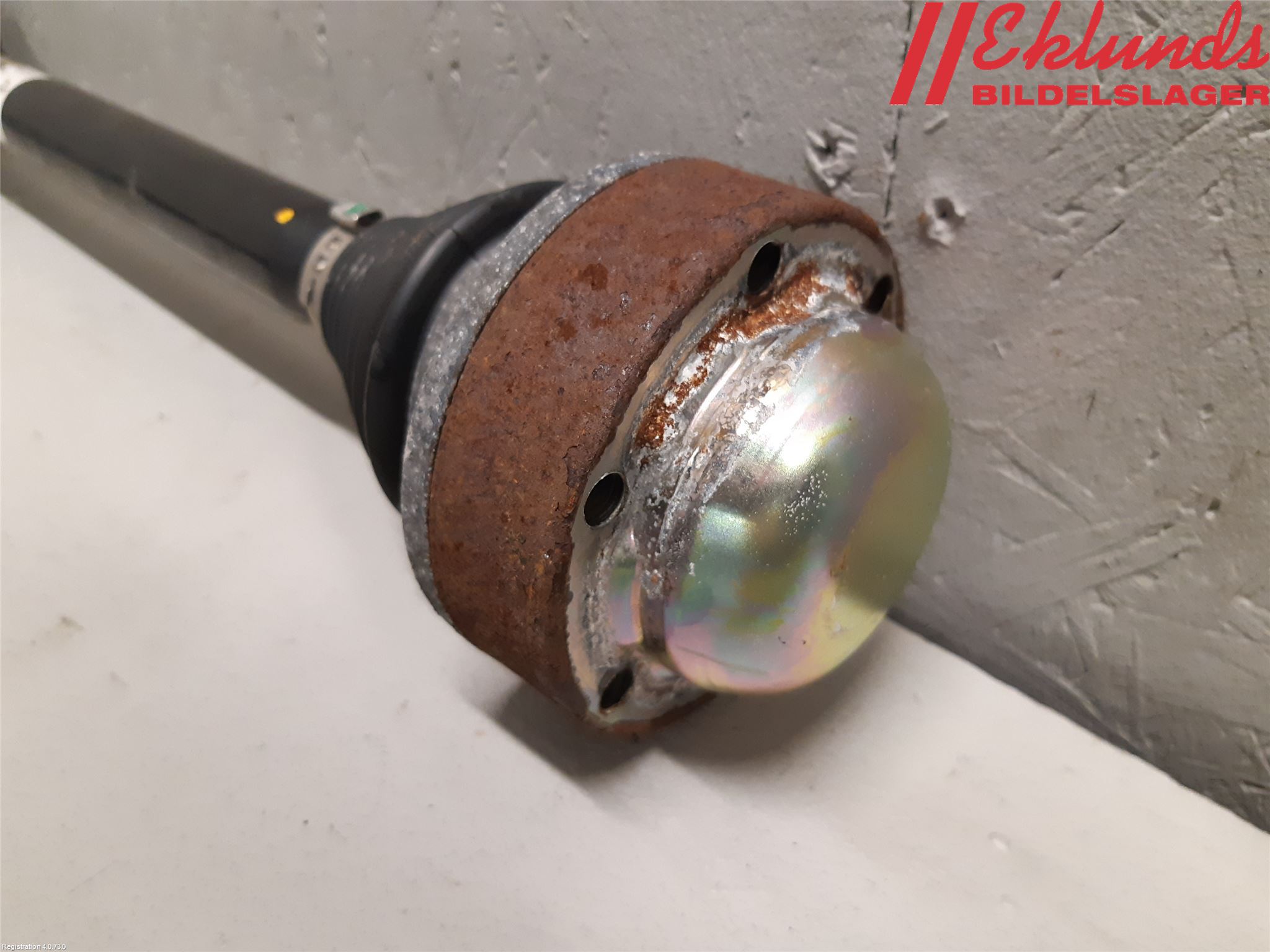 Audi A4/S4 B9 16-19 Drivaxel Bak Vänster