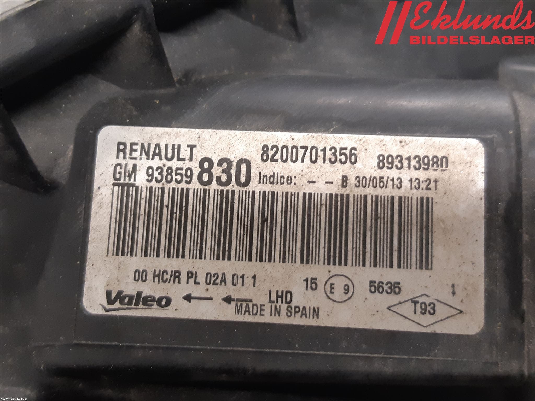 Opel VIVARO 01-14 Strålkastare Höger