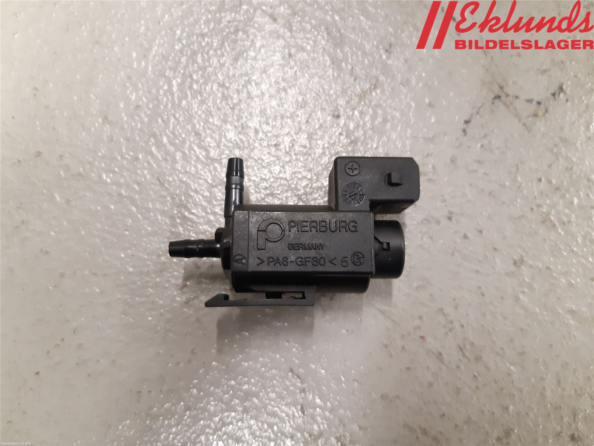 BMW 5 F10/F11/F18 09-17 Vakuumventil