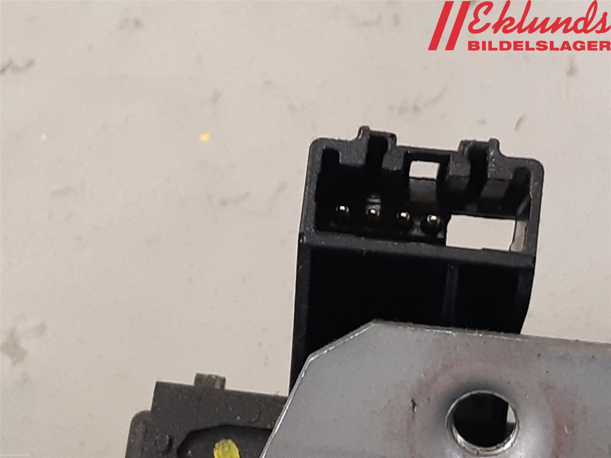 Ford FOCUS 15-18 Låskista Baklucka