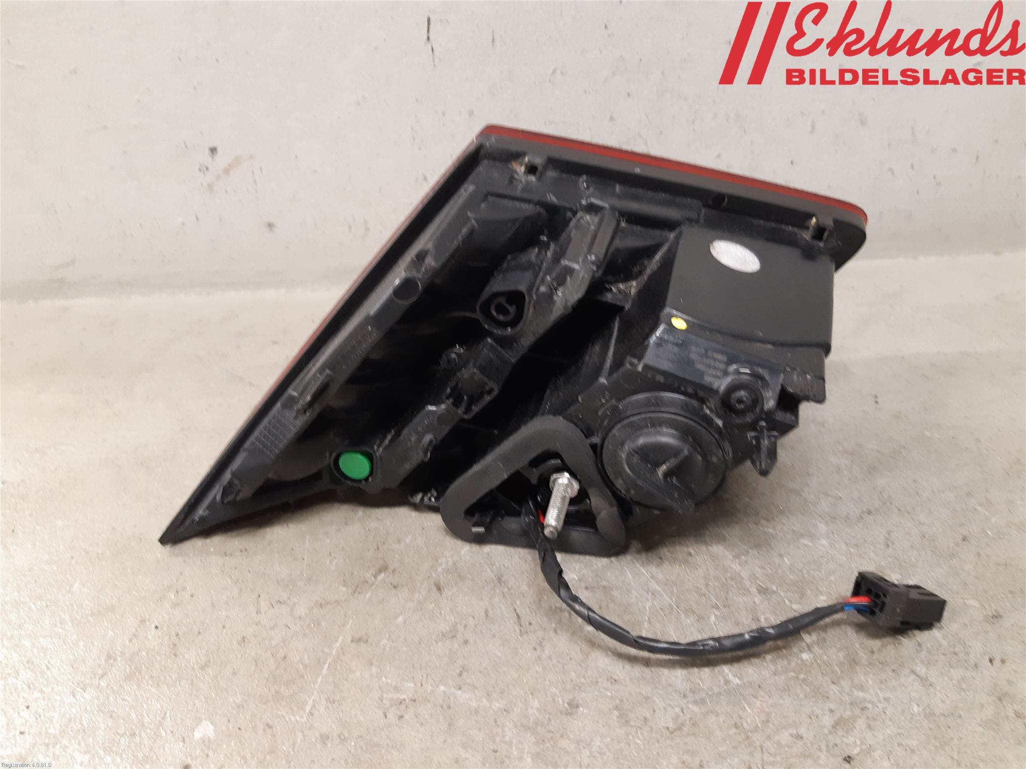 Peugeot 308 14-21 Bakljus Lucka Vä