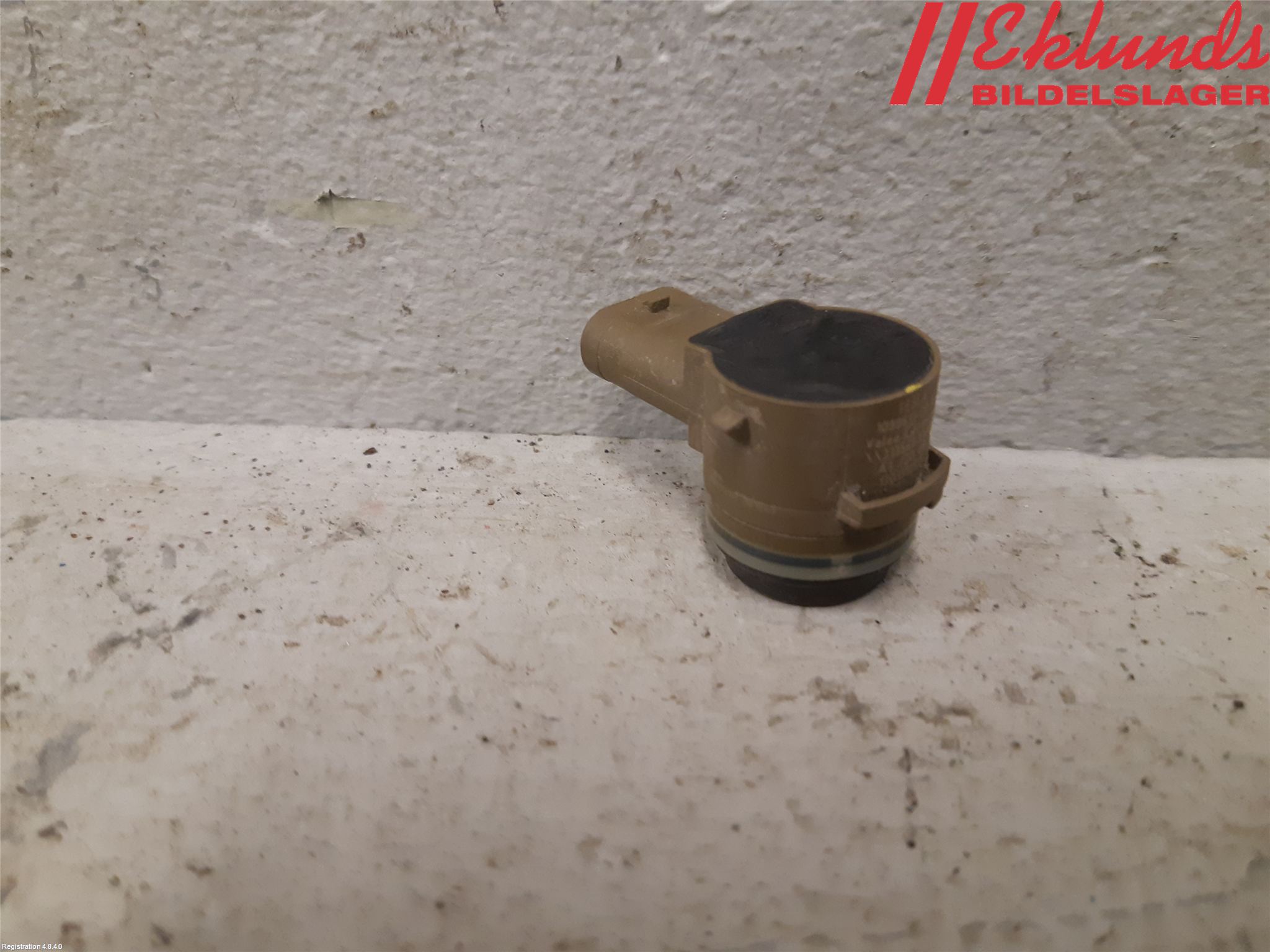 Tesla MODEL X 16- Parkeringshjälp Backsensor