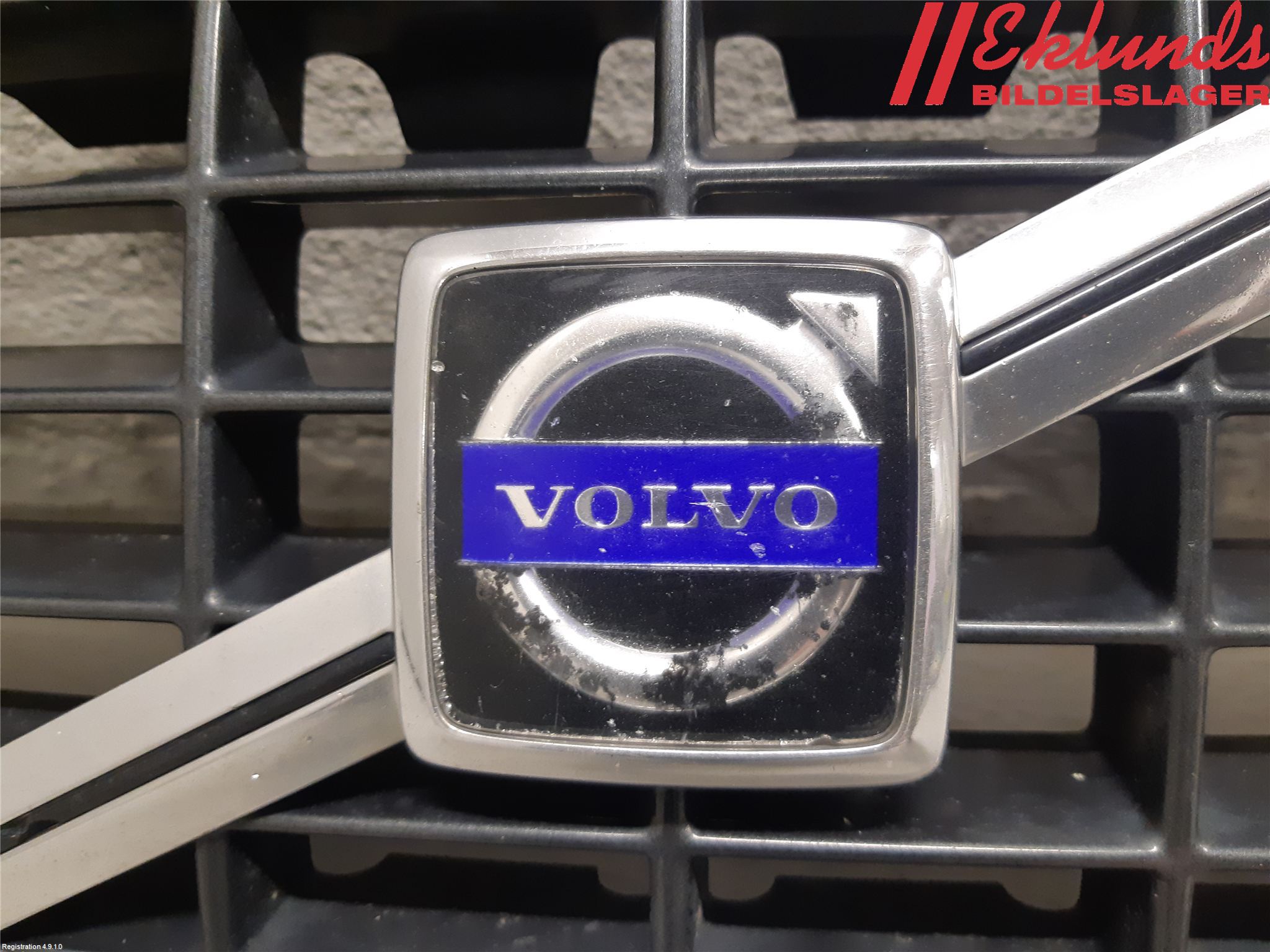 Volvo S60 01-04 Grill Komp