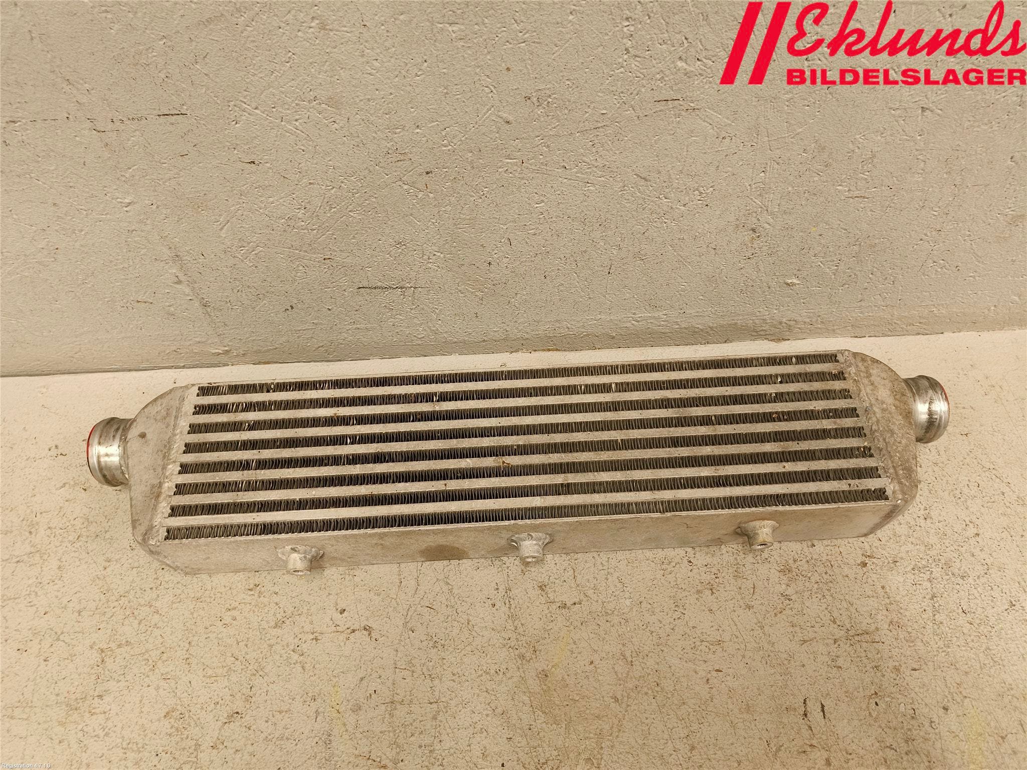 BMW 5 E60/61 Sed/Tou 02-10 Laddluft-Intercooler Kyl