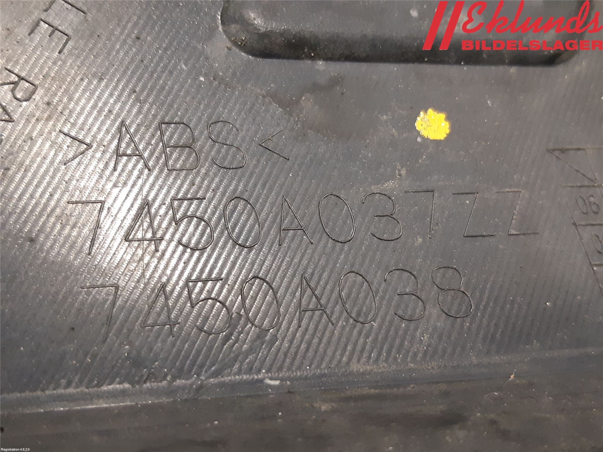 Mitsubishi OUTLANDER 07-12 Grill Komp