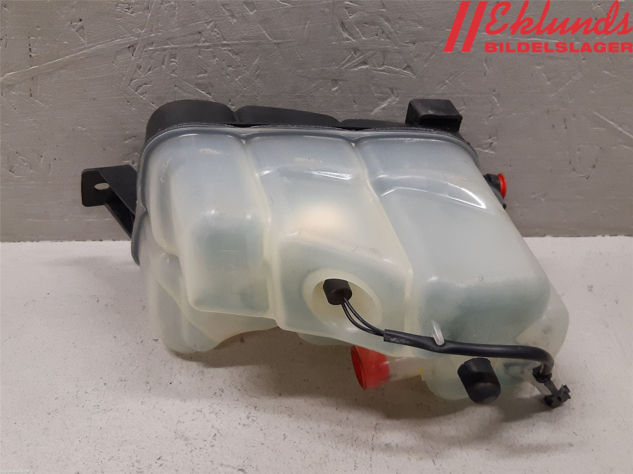 Volvo V70 08-13 Expansionstank