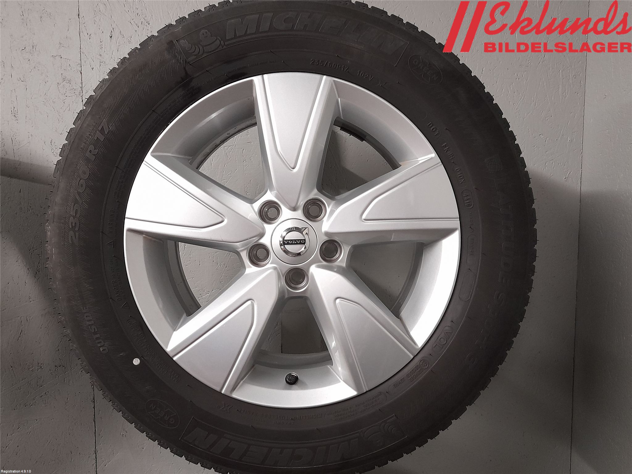 Volvo XC40/RECHARGE 18- Sommardäck Alumfälg 4St