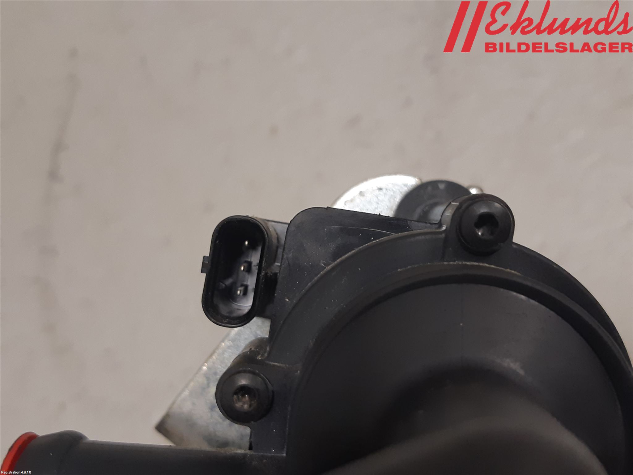 Volvo XC40/RECHARGE 18- Vattenpump