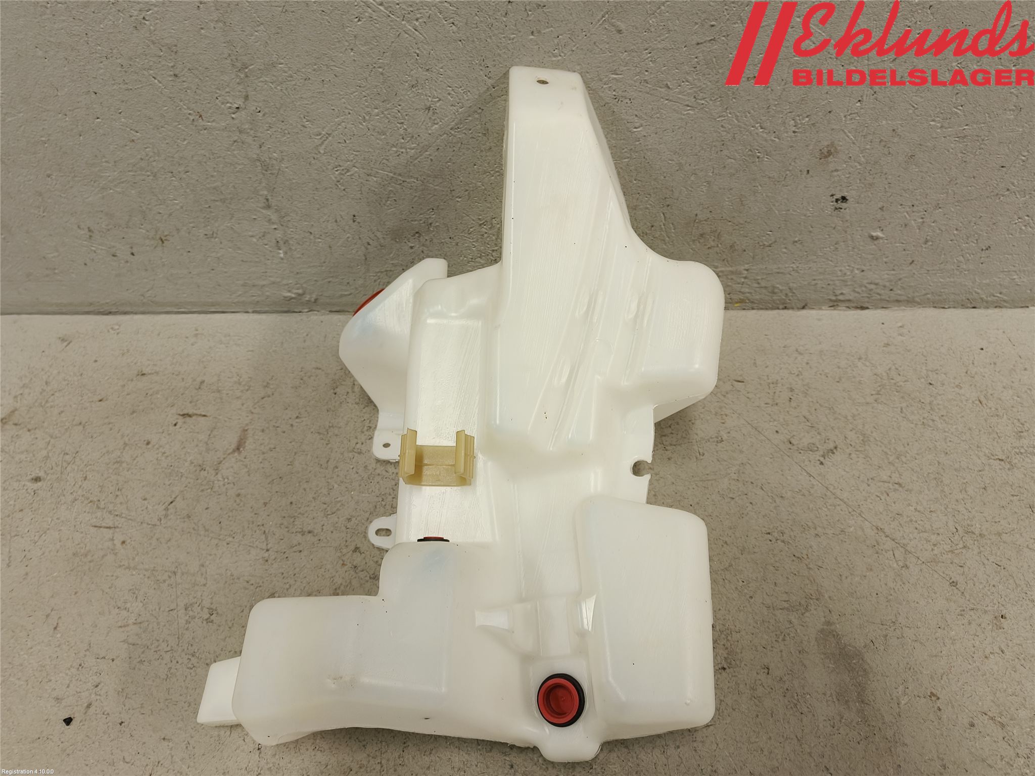Nissan QASHQAI 14-17 Spolartank Vindruta