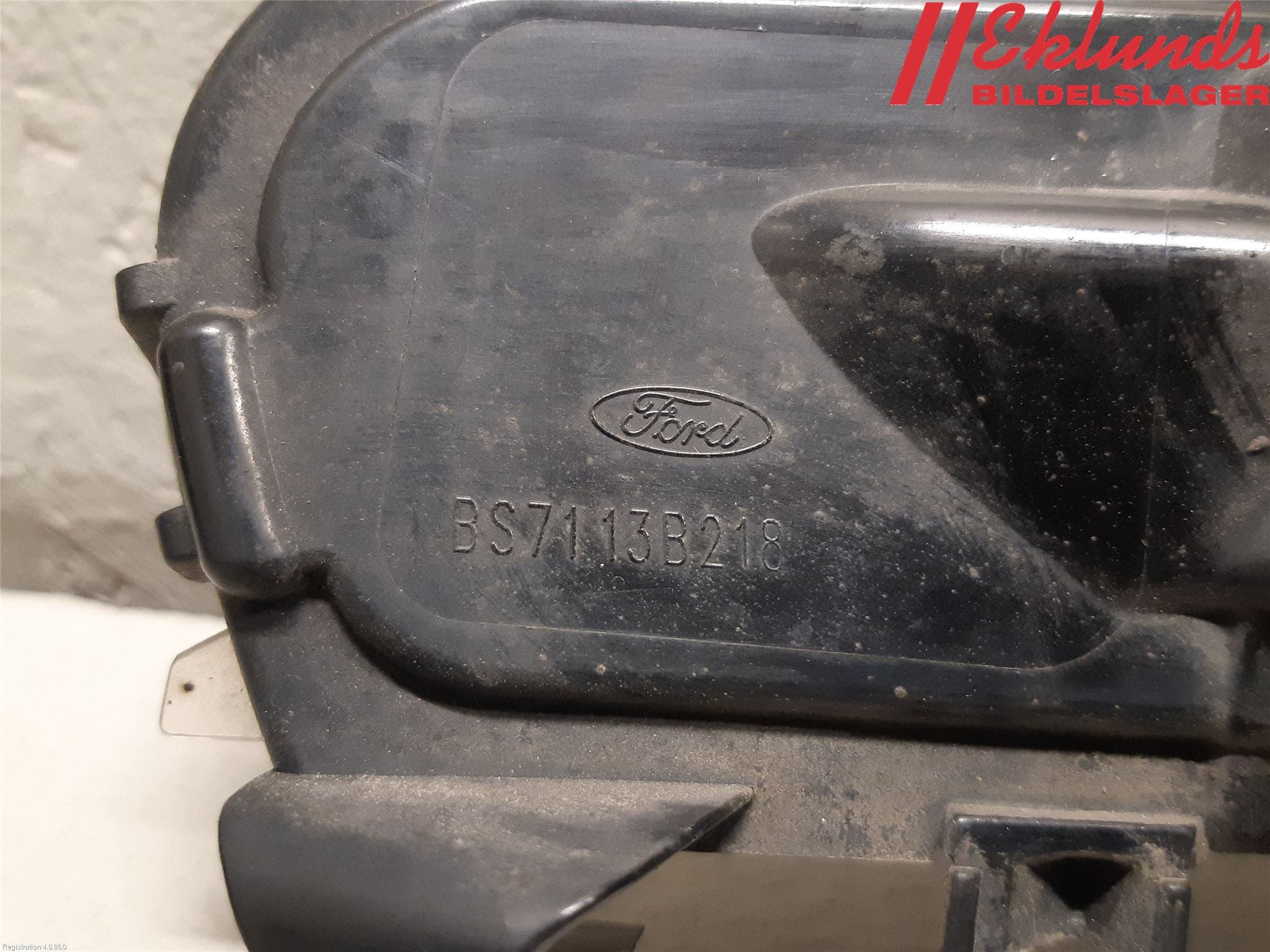 Ford MONDEO 07-15 Positionsljus Fram Hö