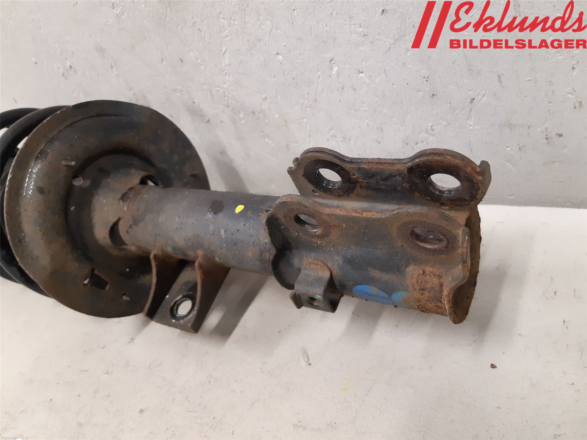 Kia CEED 12-18 Fjäderben Fram Höger