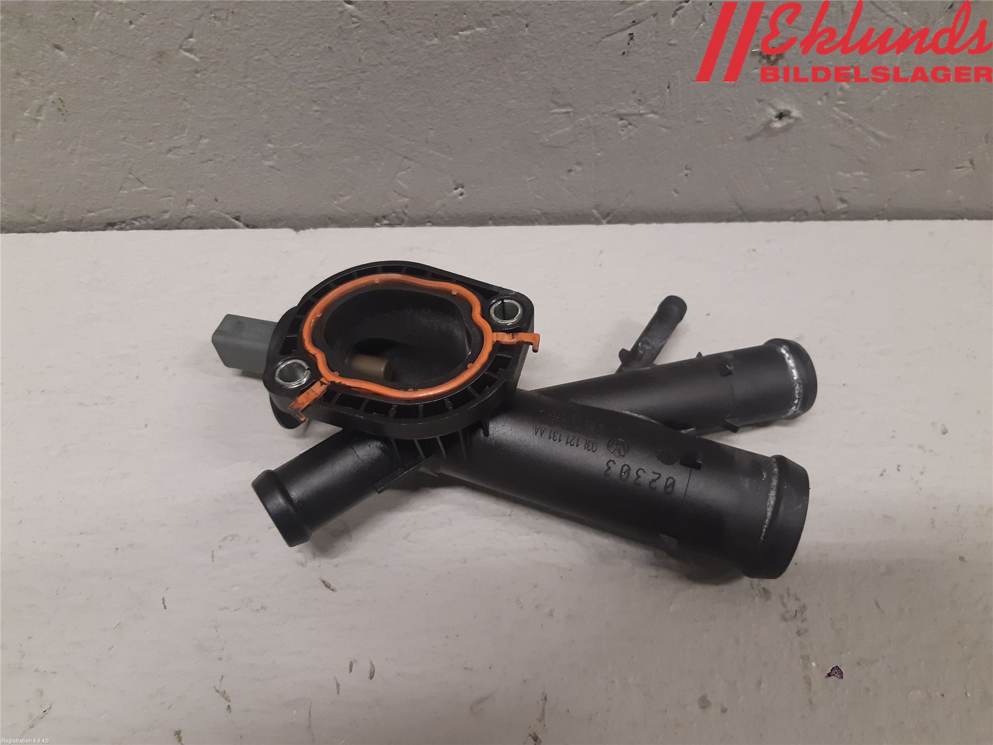 Volkswagen VW GOLF VI 09-13 Termostathus-Lock