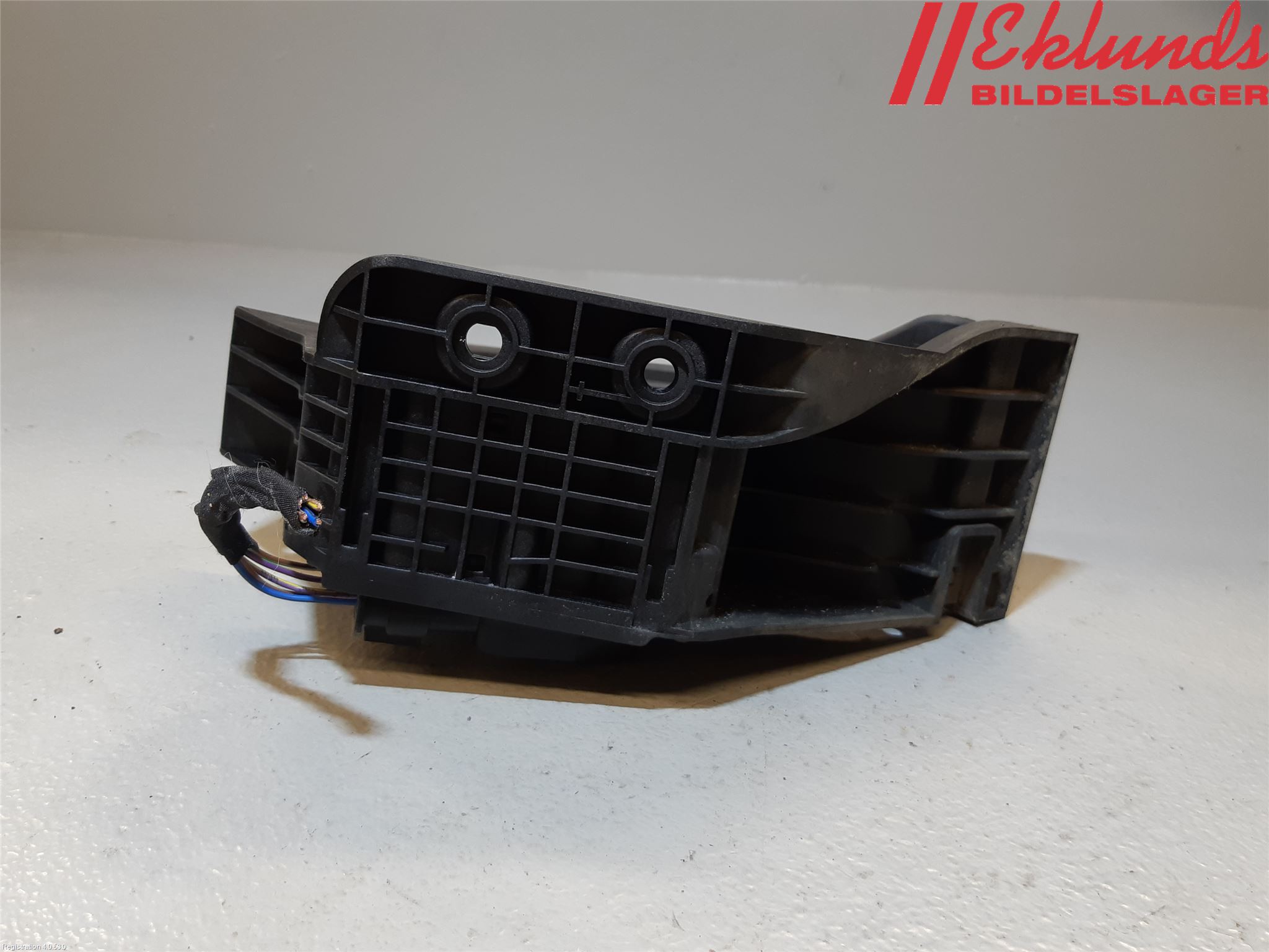 Mercedes-Benz MB E-KLASS (W212) 09-16 Gaspedal