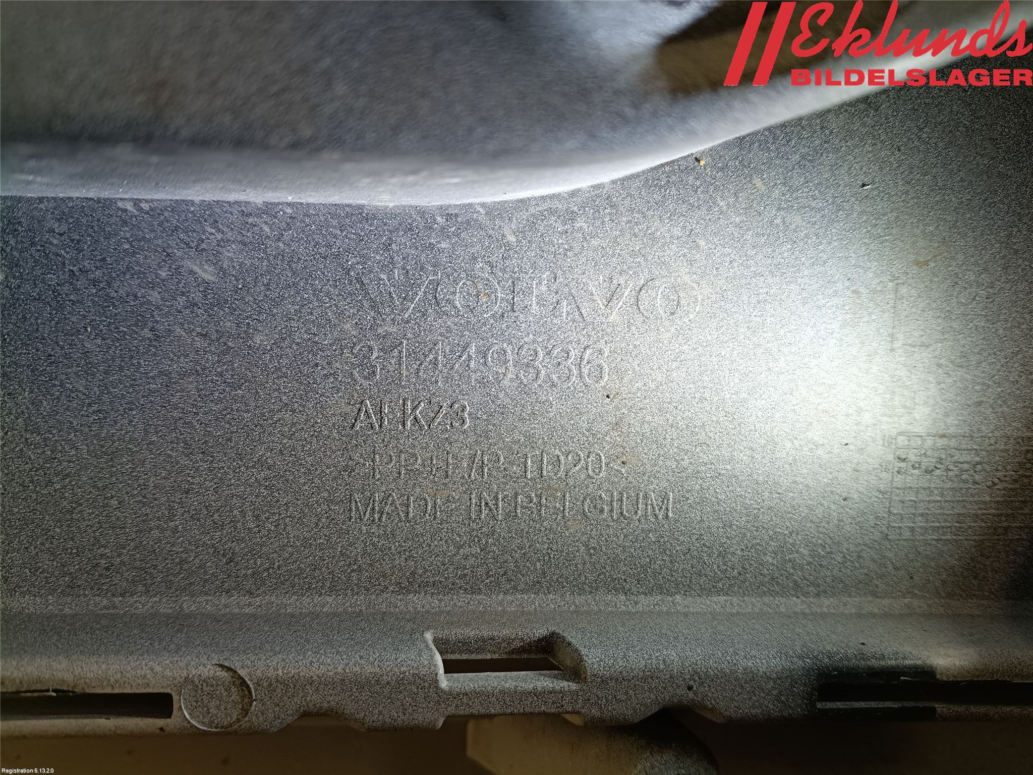 Volvo XC40/RECHARGE 18- Stötfångardel Bak Vä