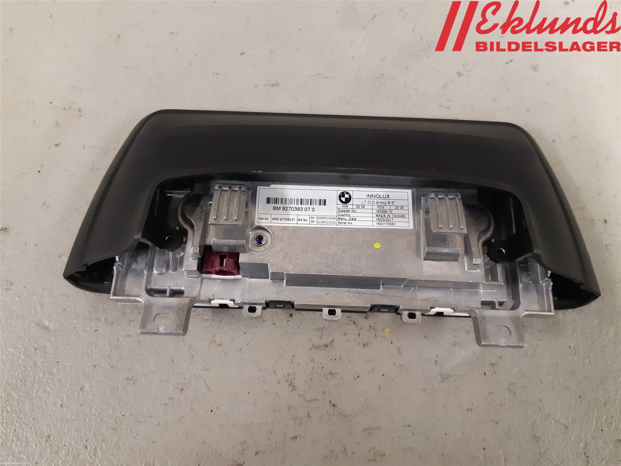 BMW 3 F30/F31/F80 12-19 Bildskärm