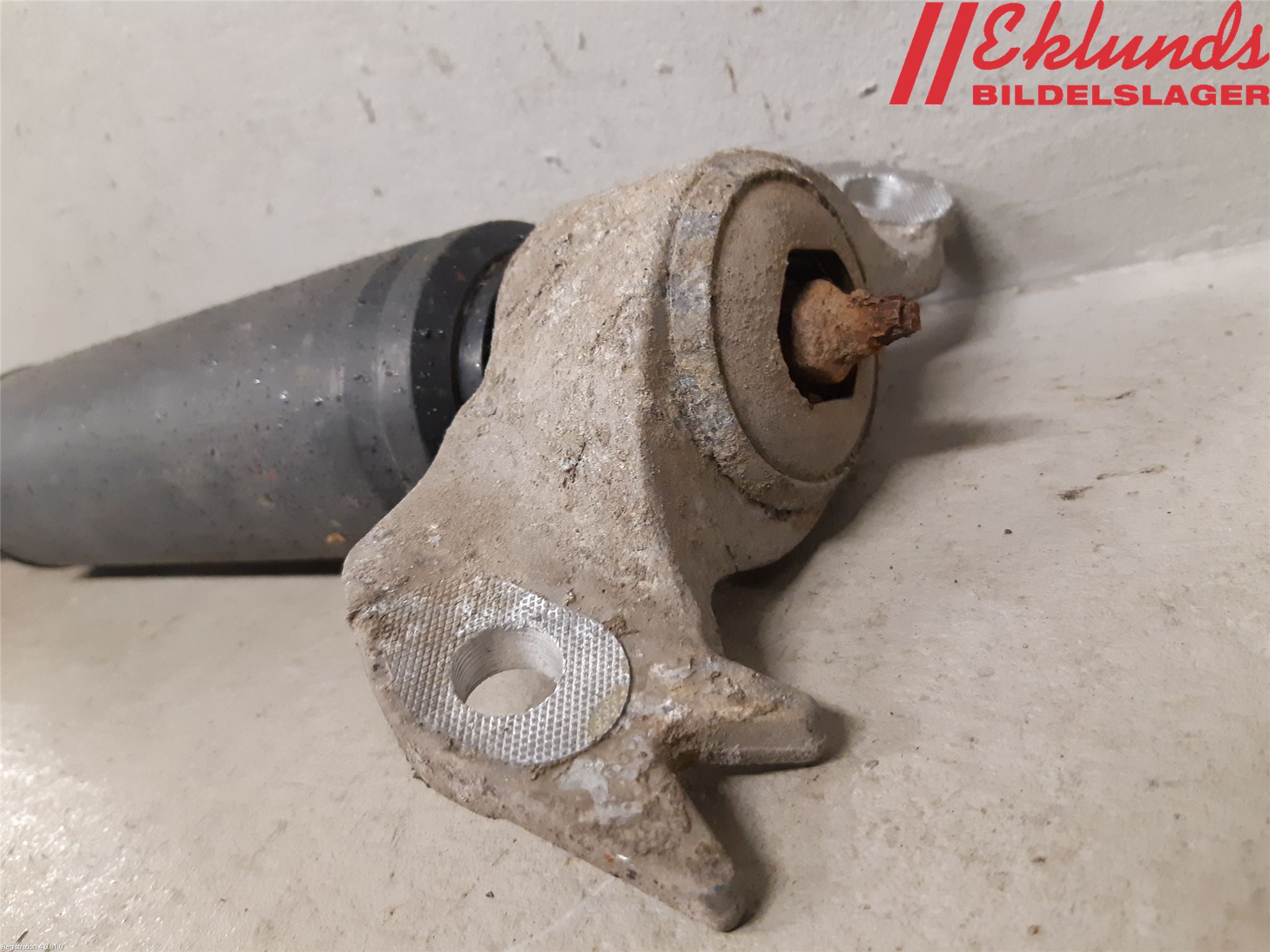 Opel INSIGNIA 09-16 Stötdämpare Bak