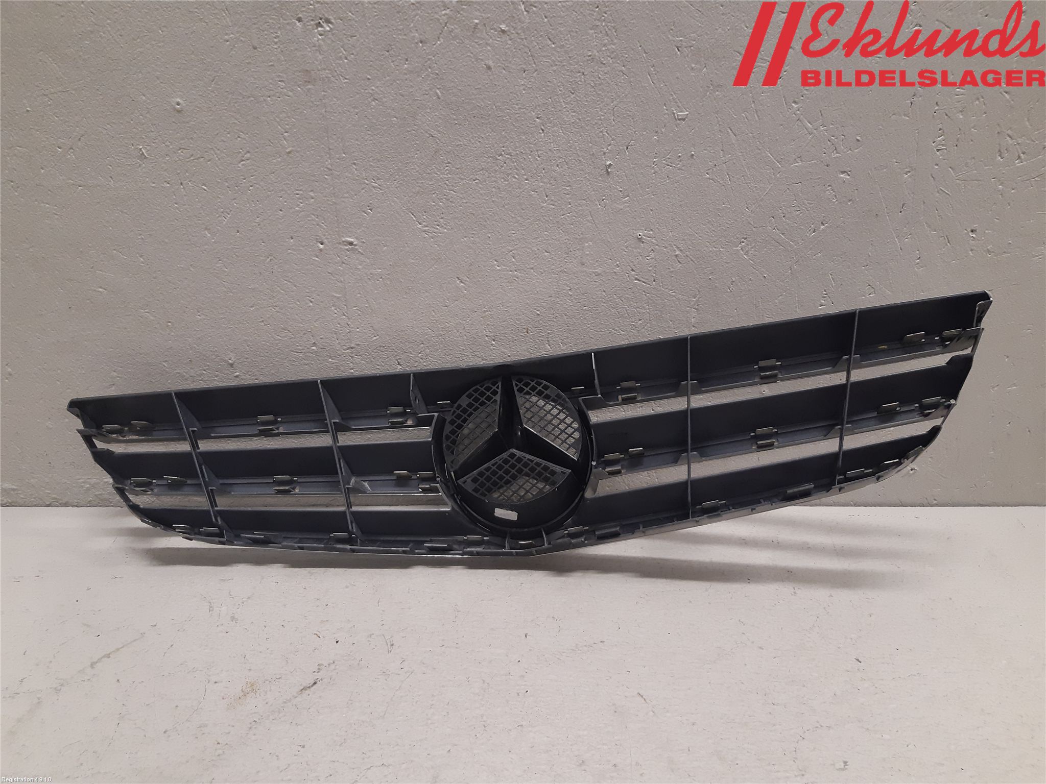 Mercedes-Benz MB CLC-KLASS (CL203) 08-11 Grill Komp