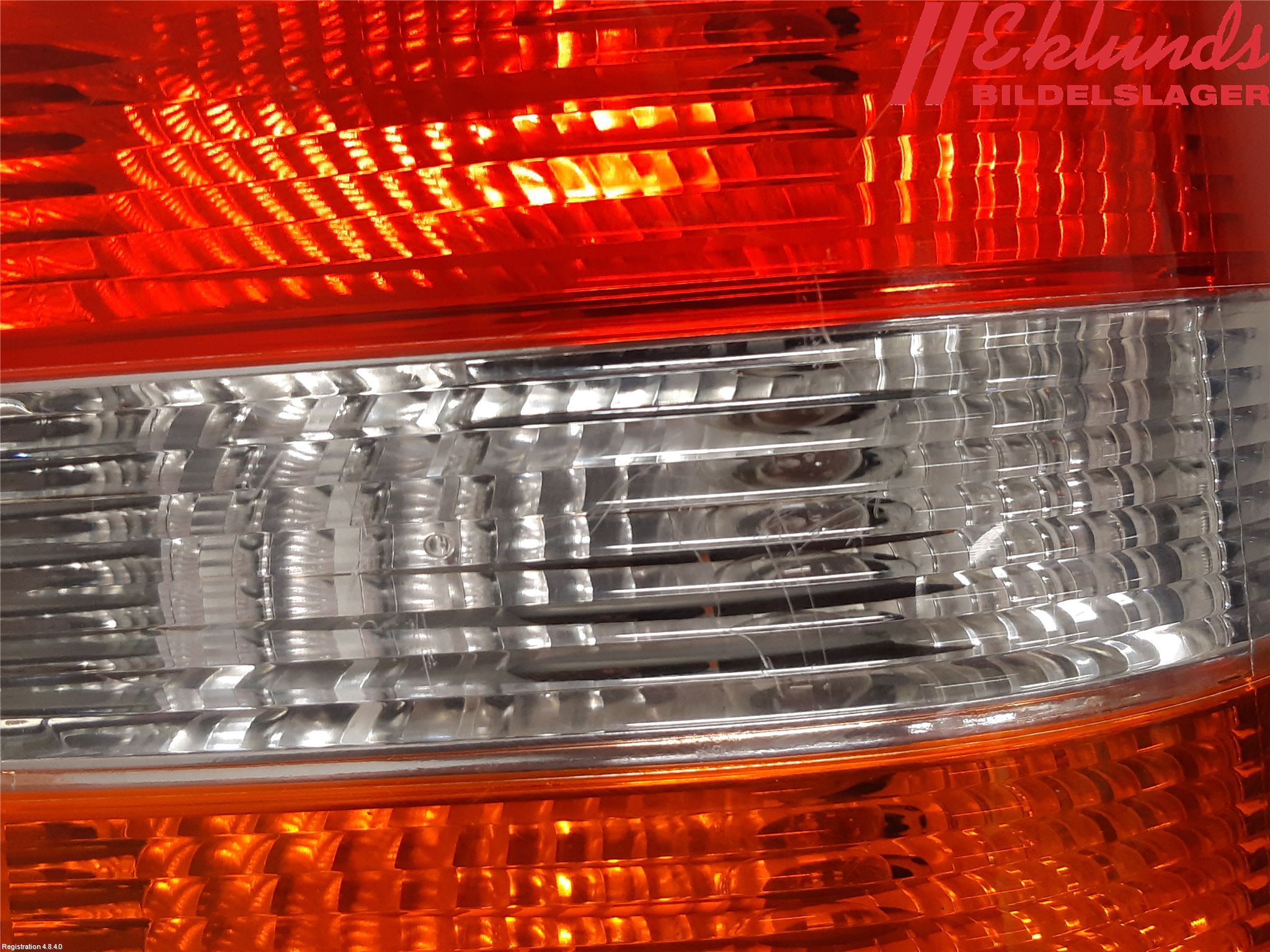 Volkswagen VW TRANSP/CARAVELLE (T5) 04-15 Bakljus Höger