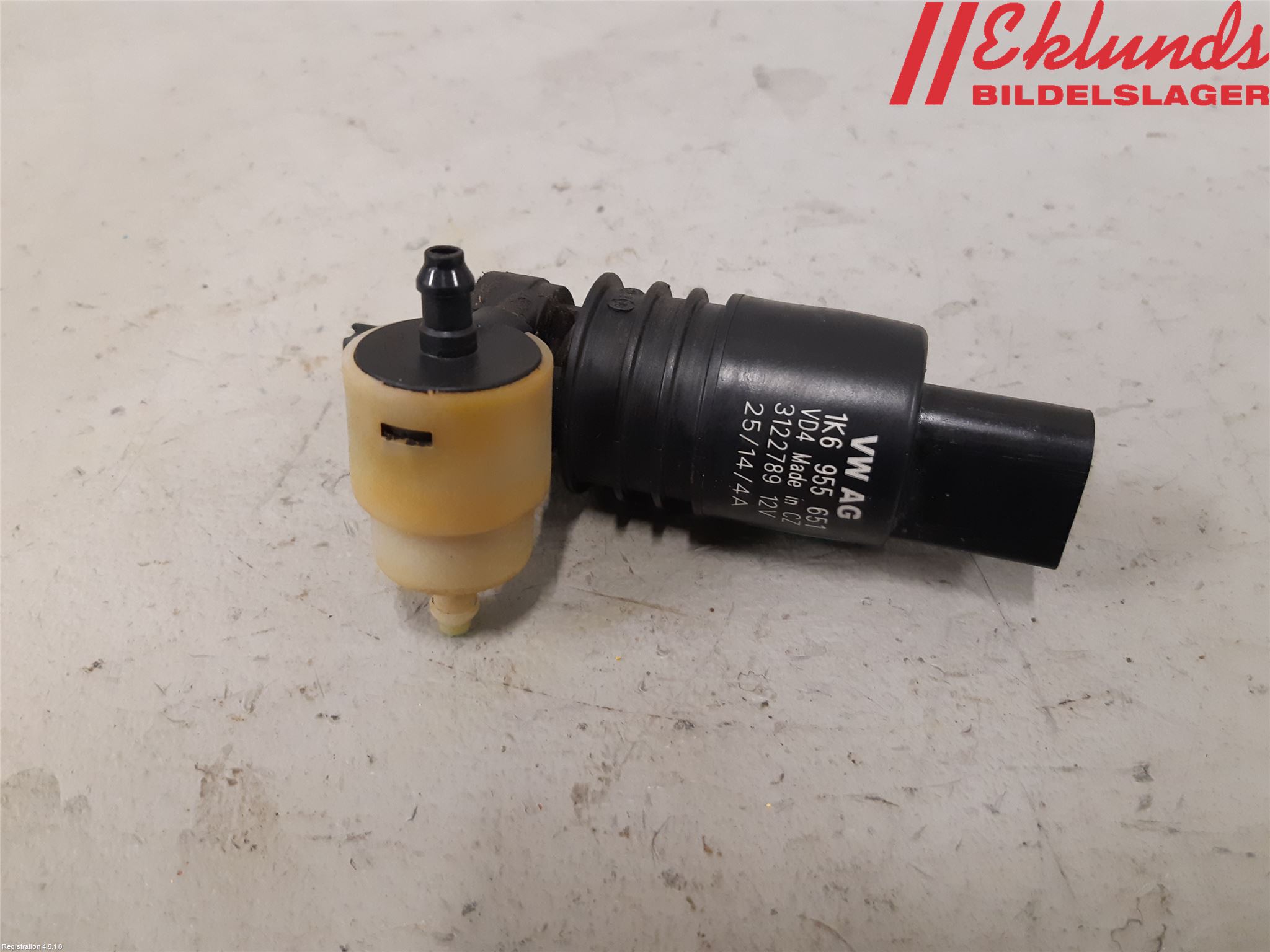 Volkswagen VW PASSAT 11-14 Spolarpump Vindruta