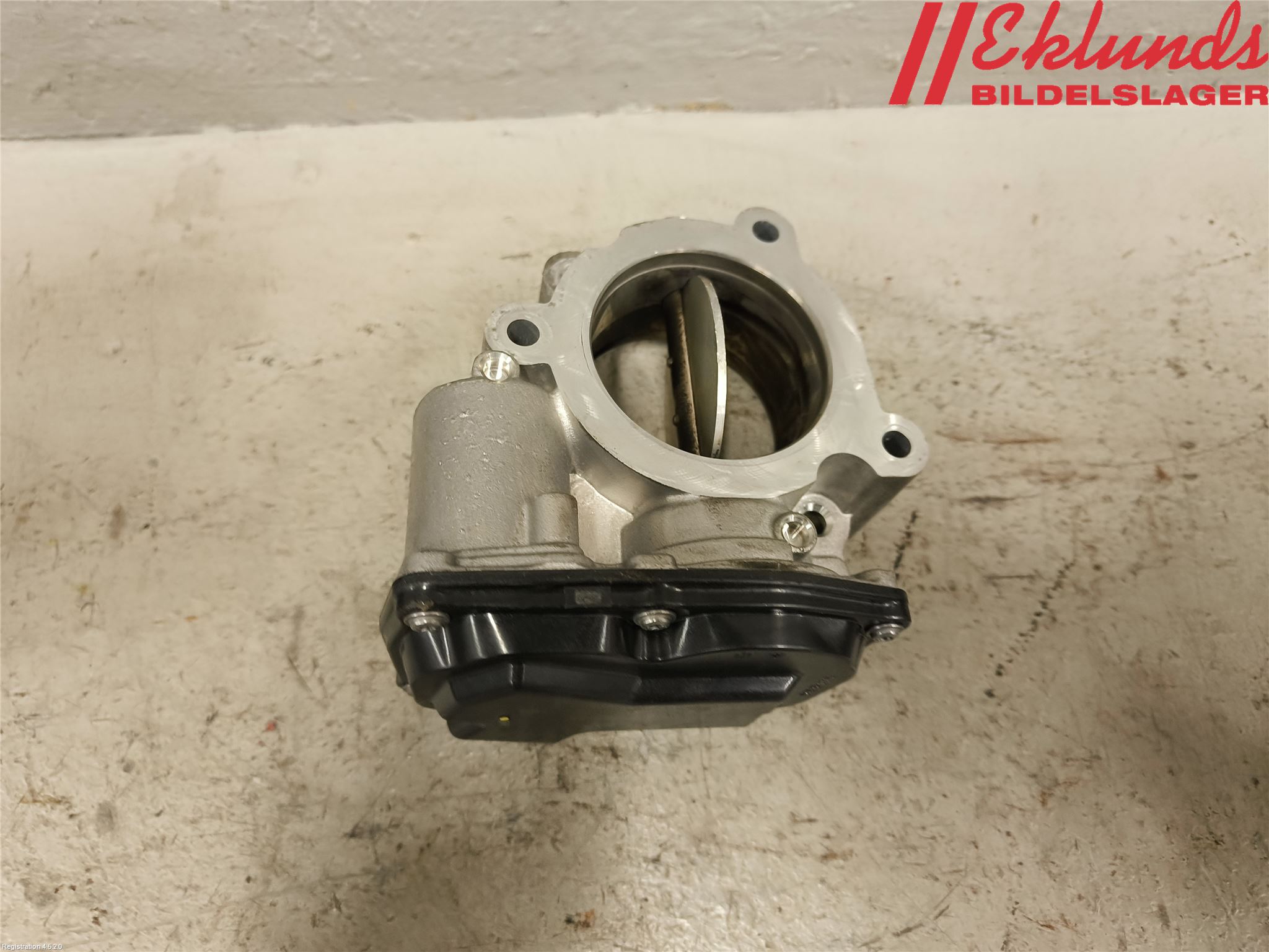 Volvo V90 17->> Injspjällhus