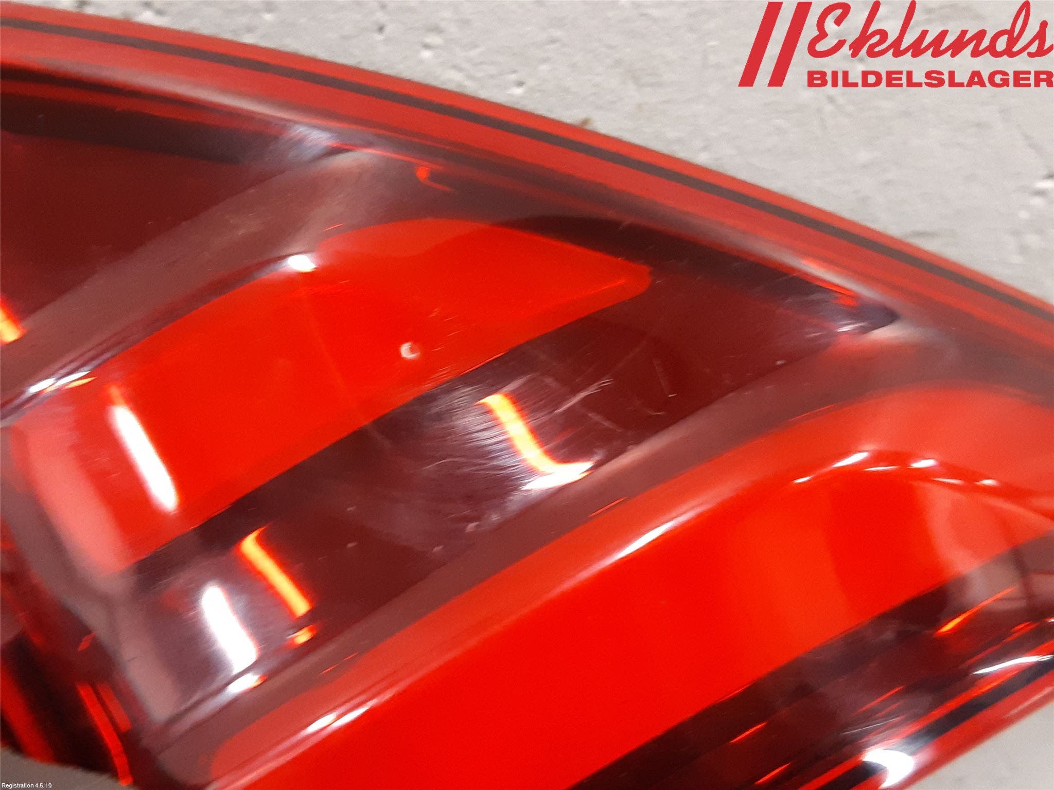 Peugeot 3008 09-16 Bakljus Lucka Hö