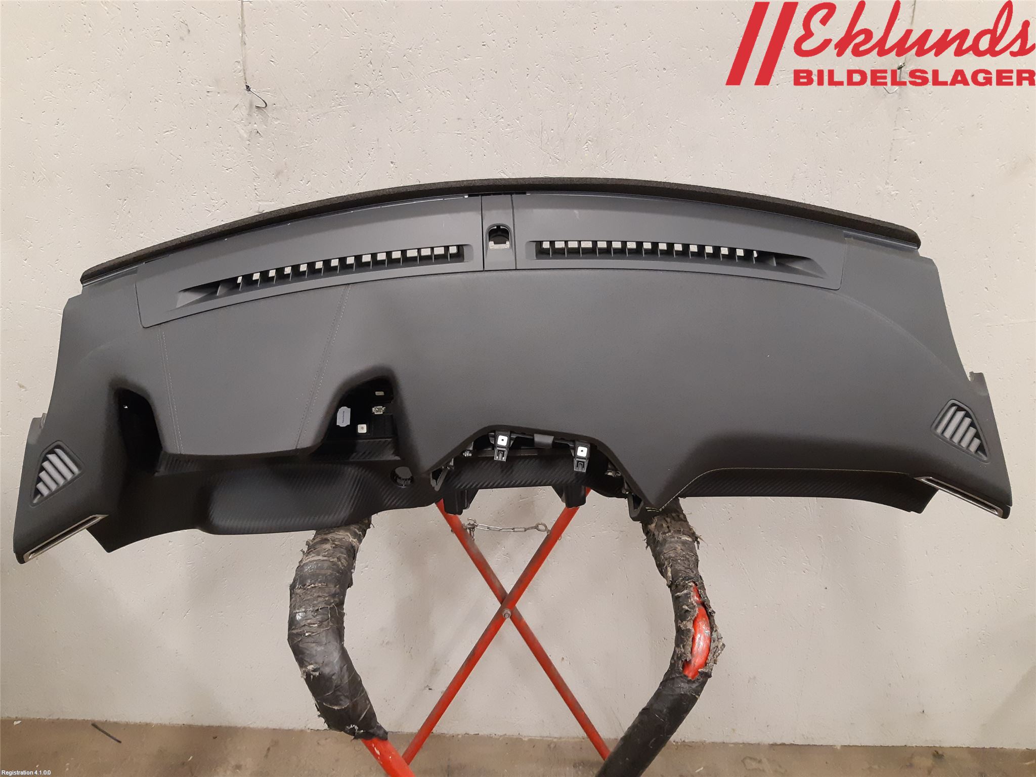 Peugeot 2008/E-2008 20- Instrumentbräda