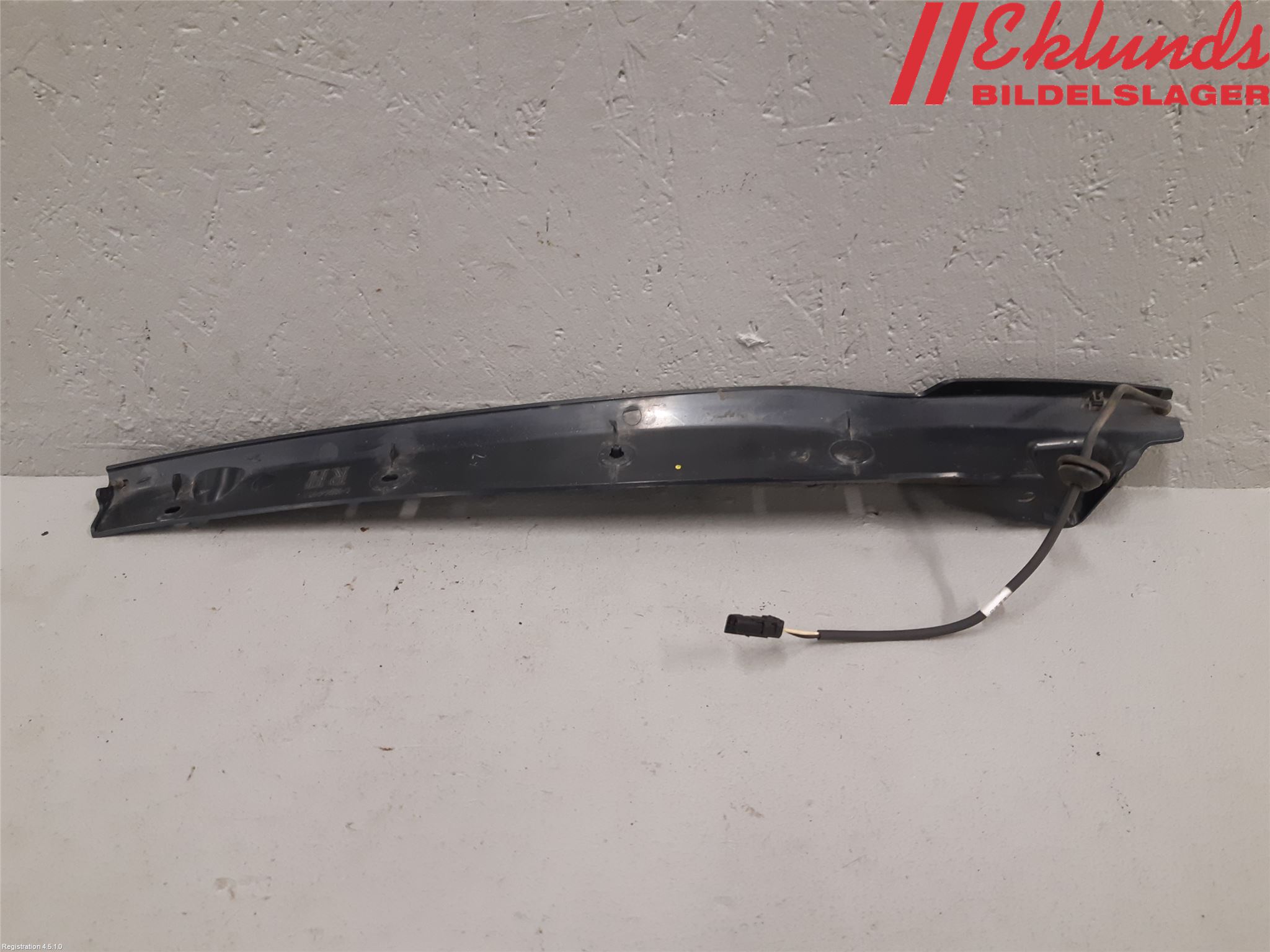 Dodge DURANGO Bakluckeöppnare Automatisk