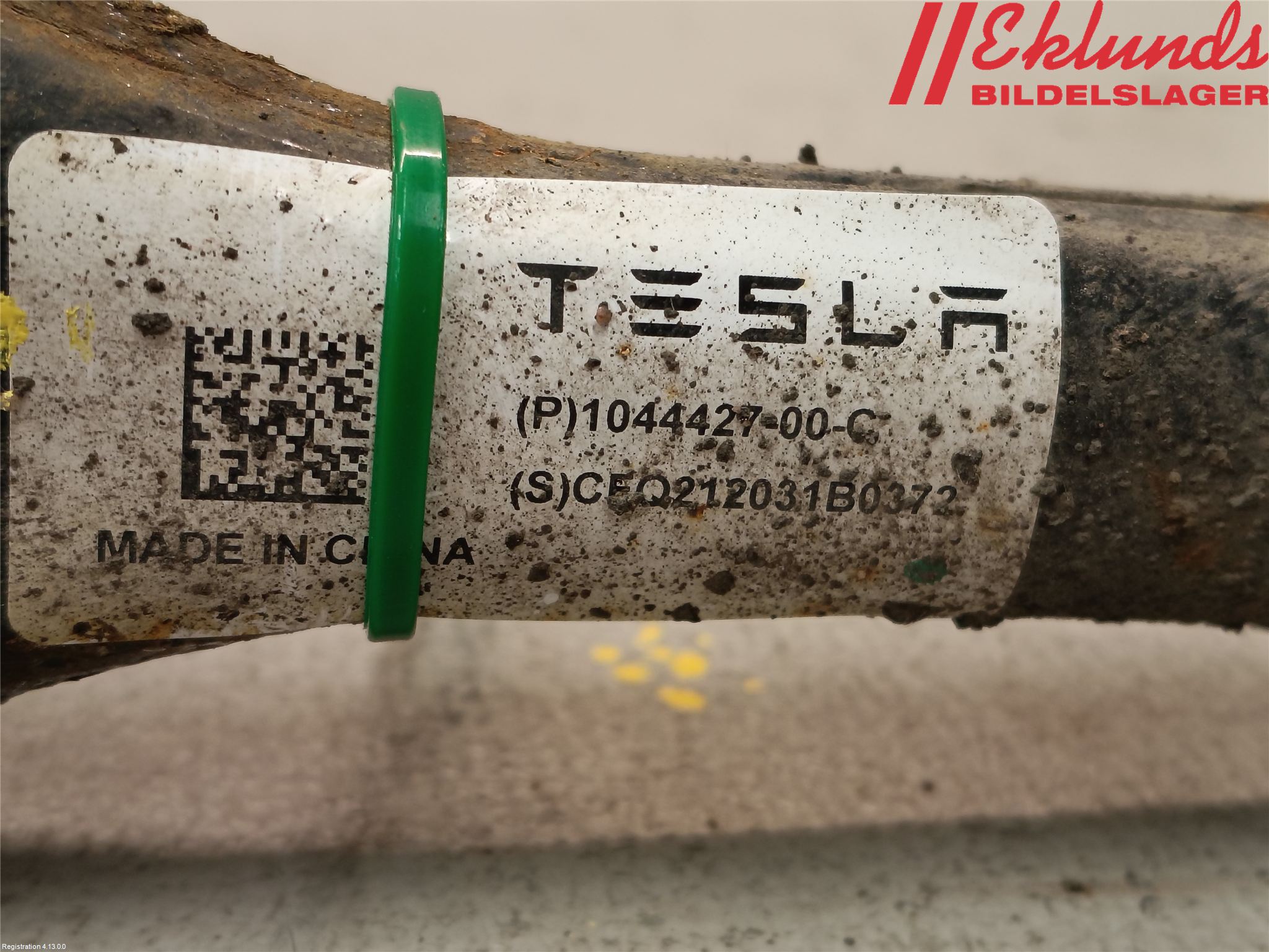 Tesla MODEL 3 17- Bärarm Bak Höger