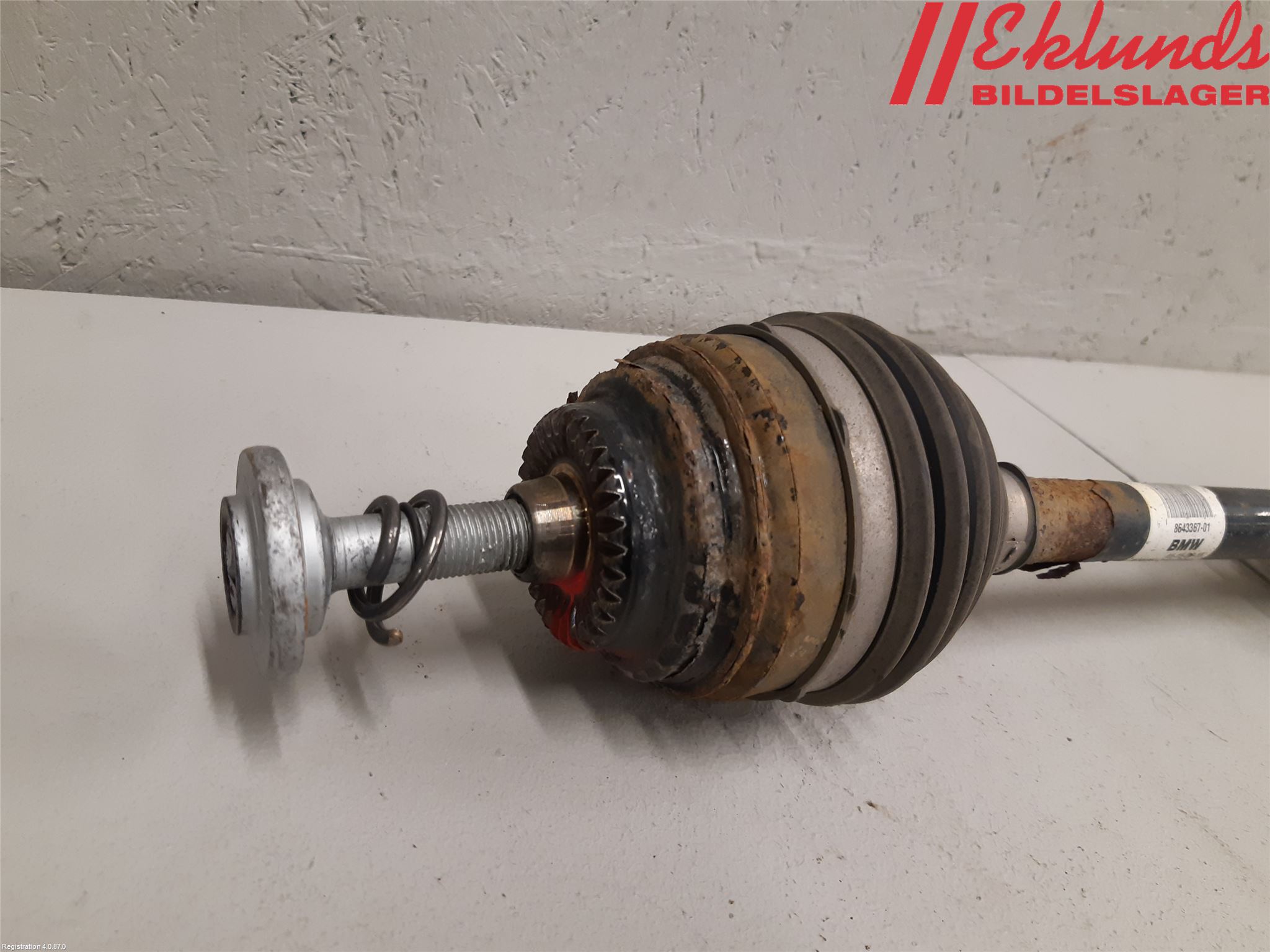 BMW 2 F45 Active Tourer 14-21 Drivaxel Fram Vänster