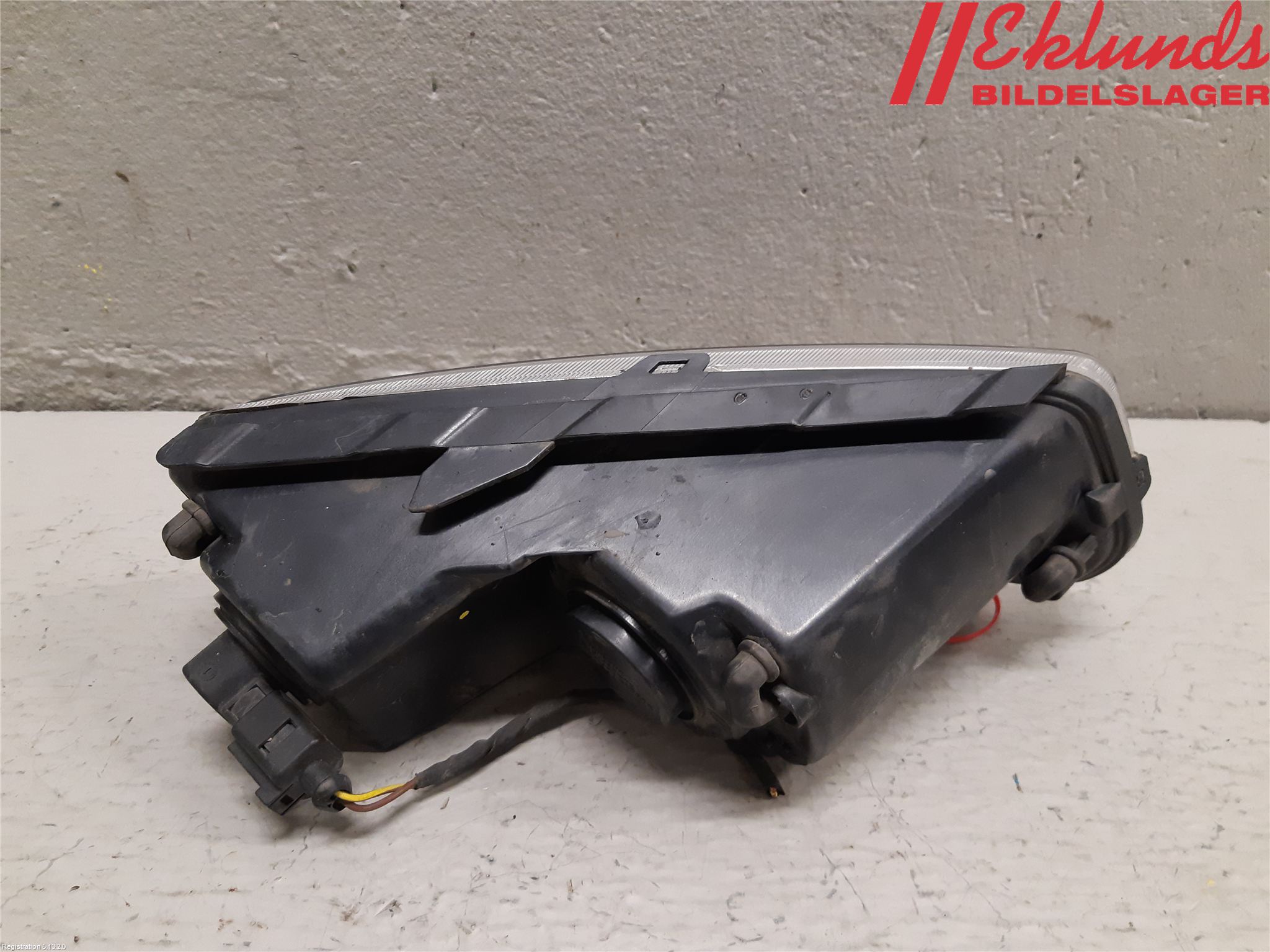 Volkswagen VW POLO 10-17 Dimljus-Varselljus Fram
