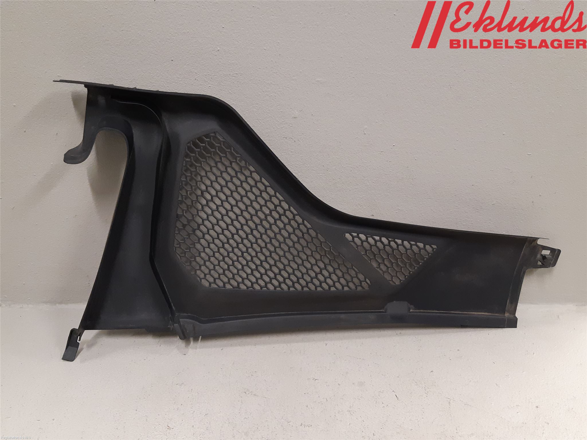 BMW X6 F16 14-19 Torpedplåt-Torpedplast