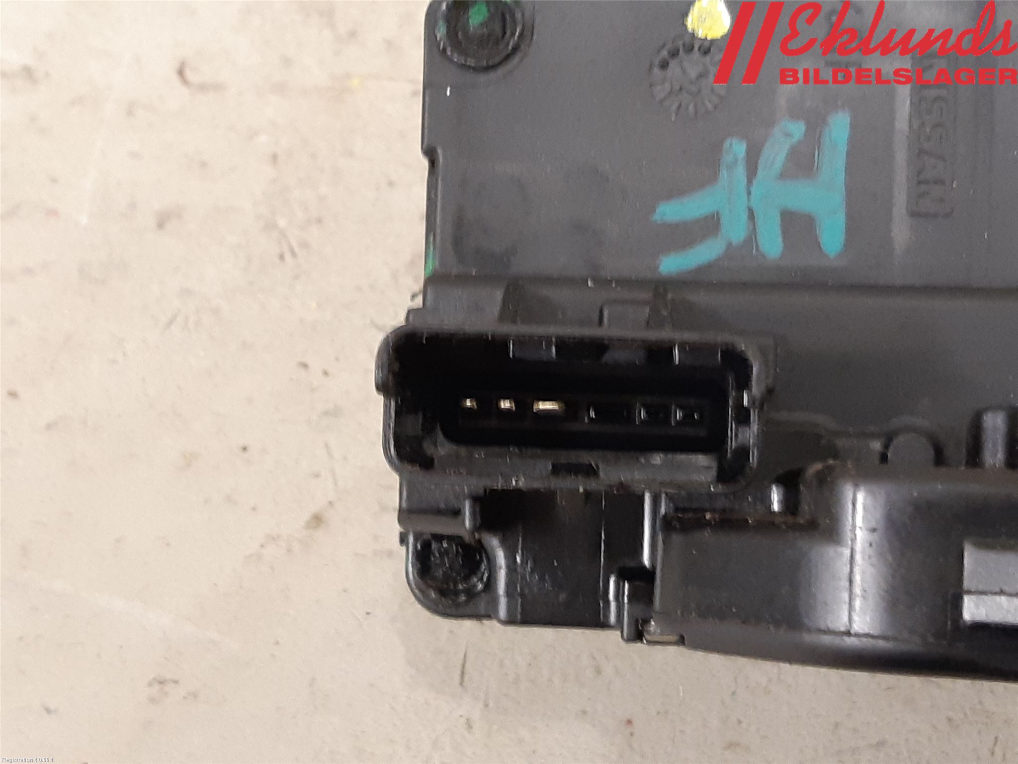 Nissan E-NV200/EVALIA Låskista-Dörrlås