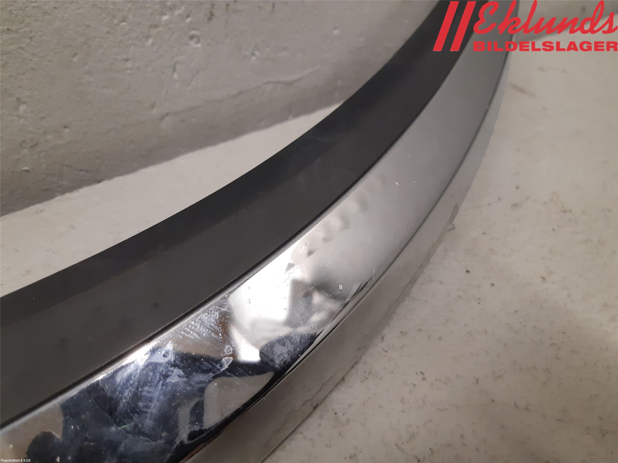 Saab 9-5     06-10 Grilldel Vänster