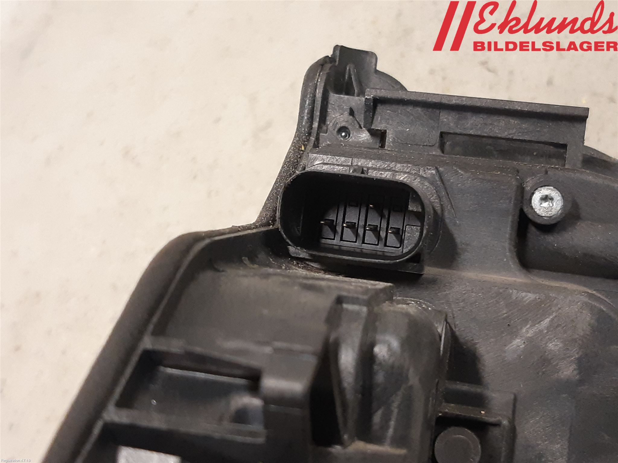 BMW X3 G01 18- Låskista-Dörrlås