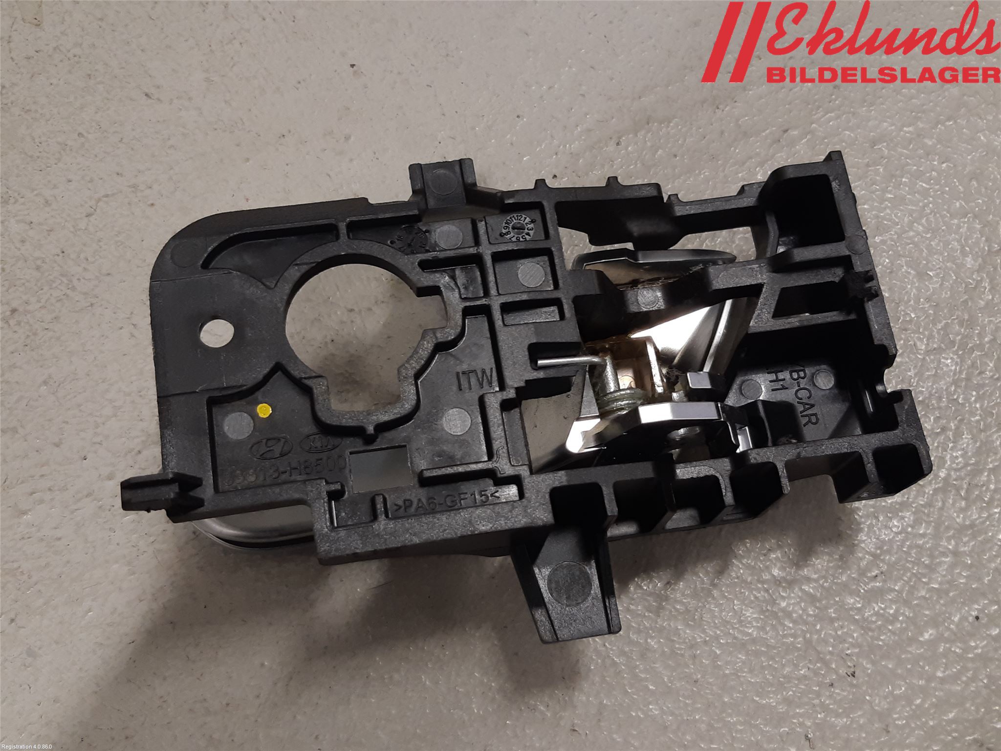 Kia STONIC 18->> Dörrhandtag Inre Vä