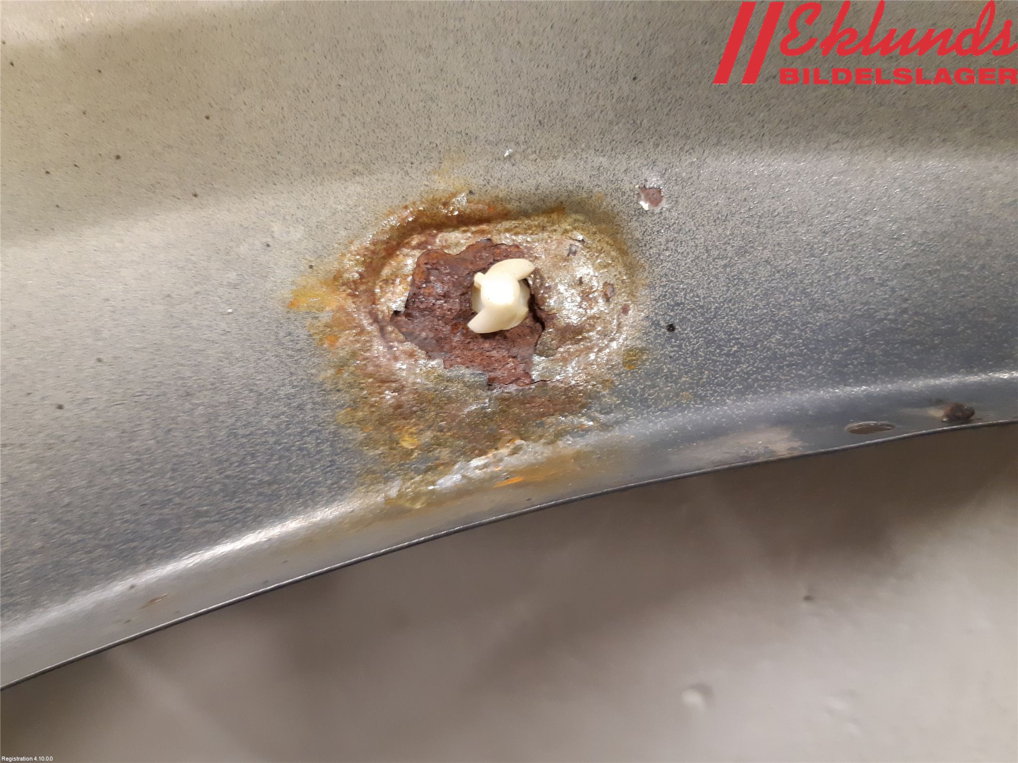 Volvo XC70 05-07 Skärm Fram Vänster