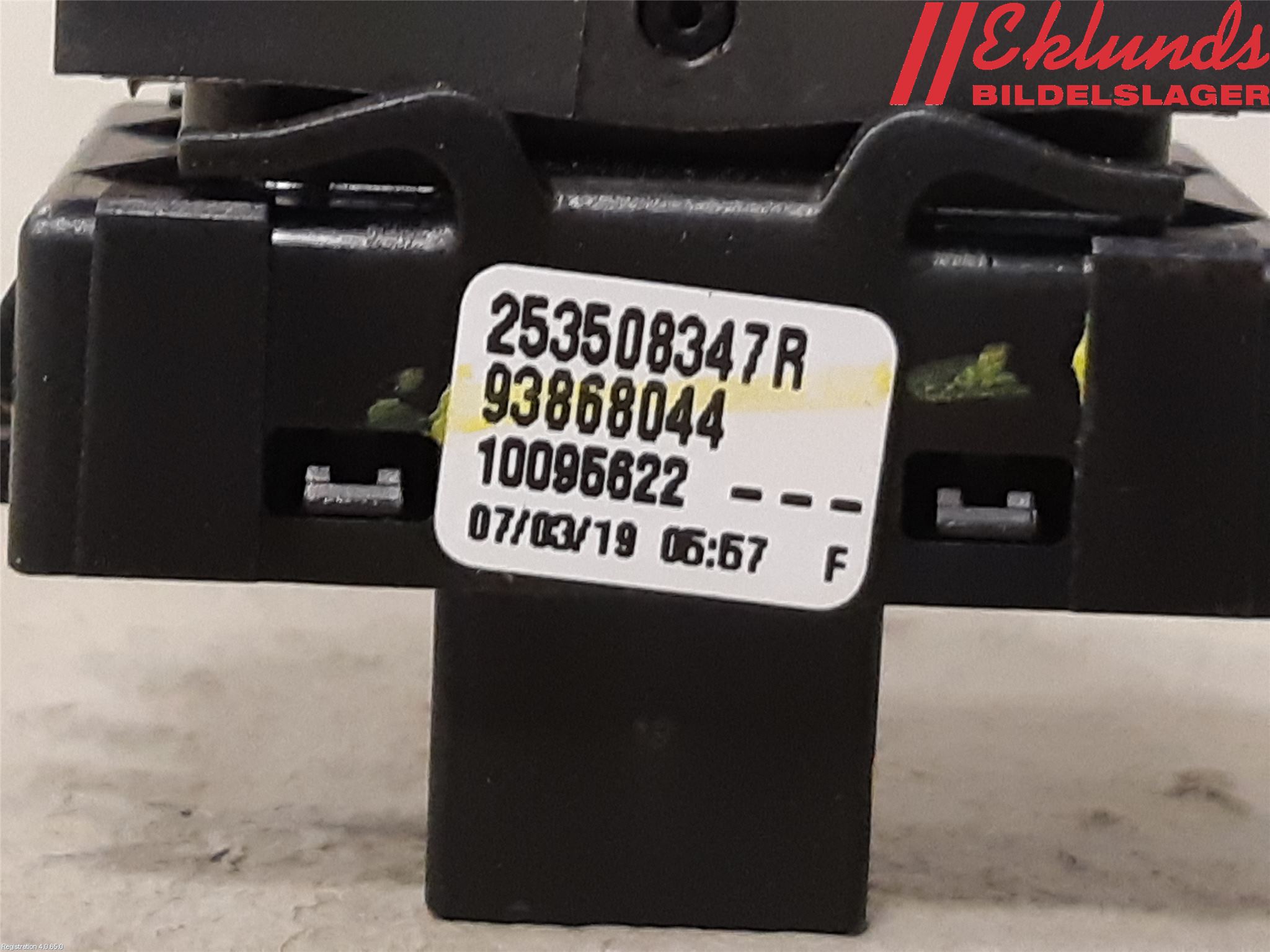 Nissan NV300 16-22 Strömställare Elruta