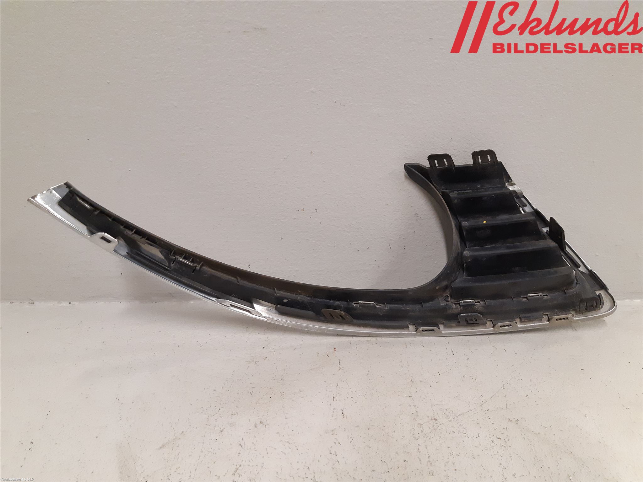 Saab 9-5     06-10 Grilldel Vänster