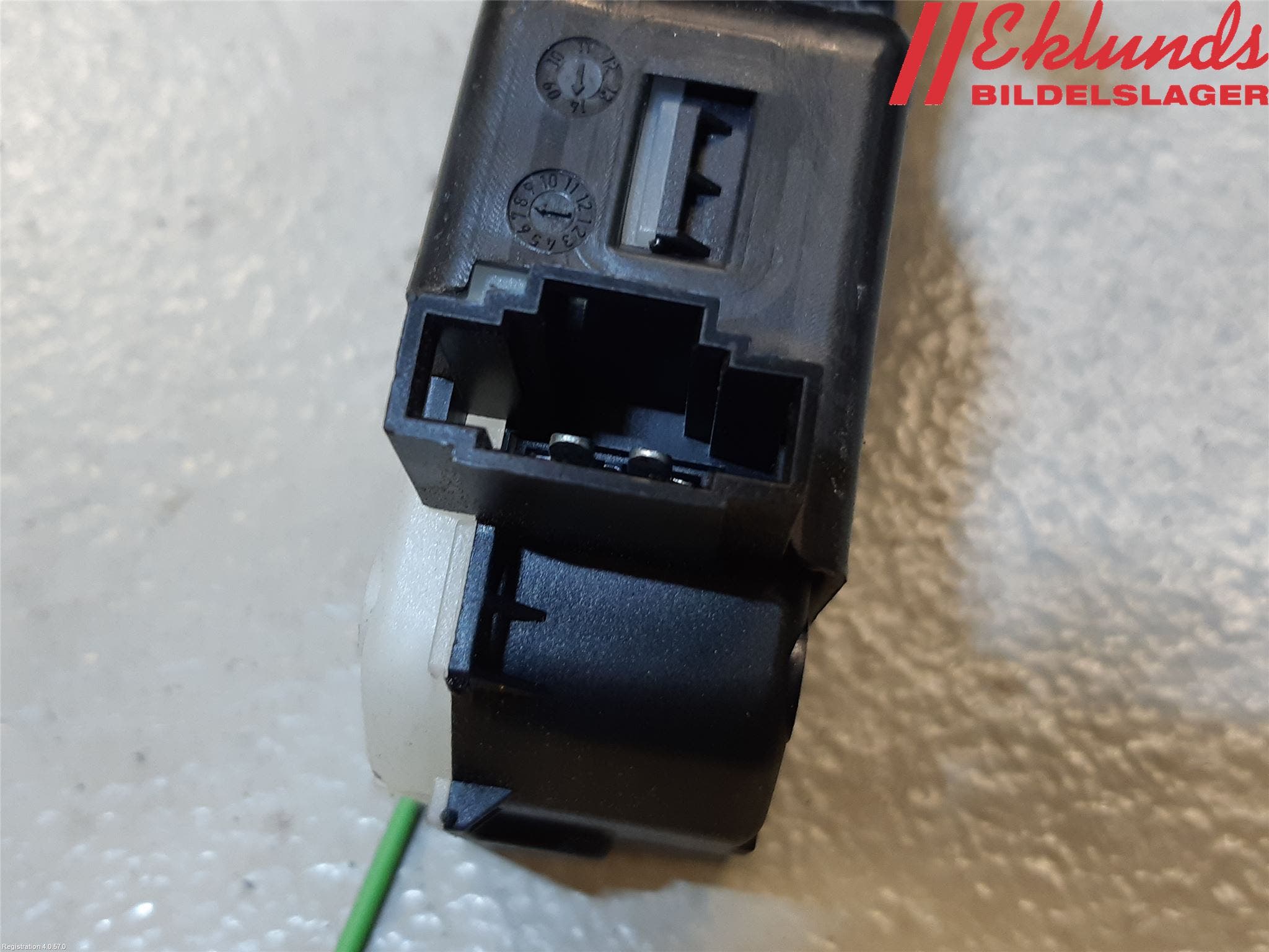 Volvo V60 14-18 Centrallåsmot Tanklucka