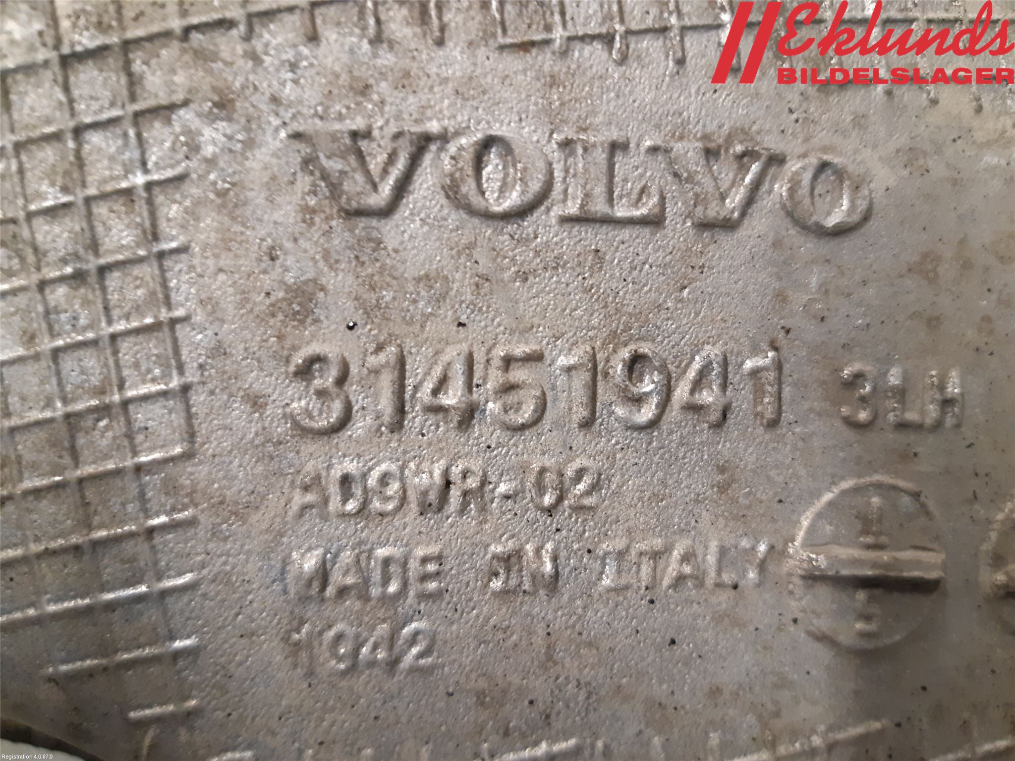 Volvo XC60 18- Bärarm Bak Vänster