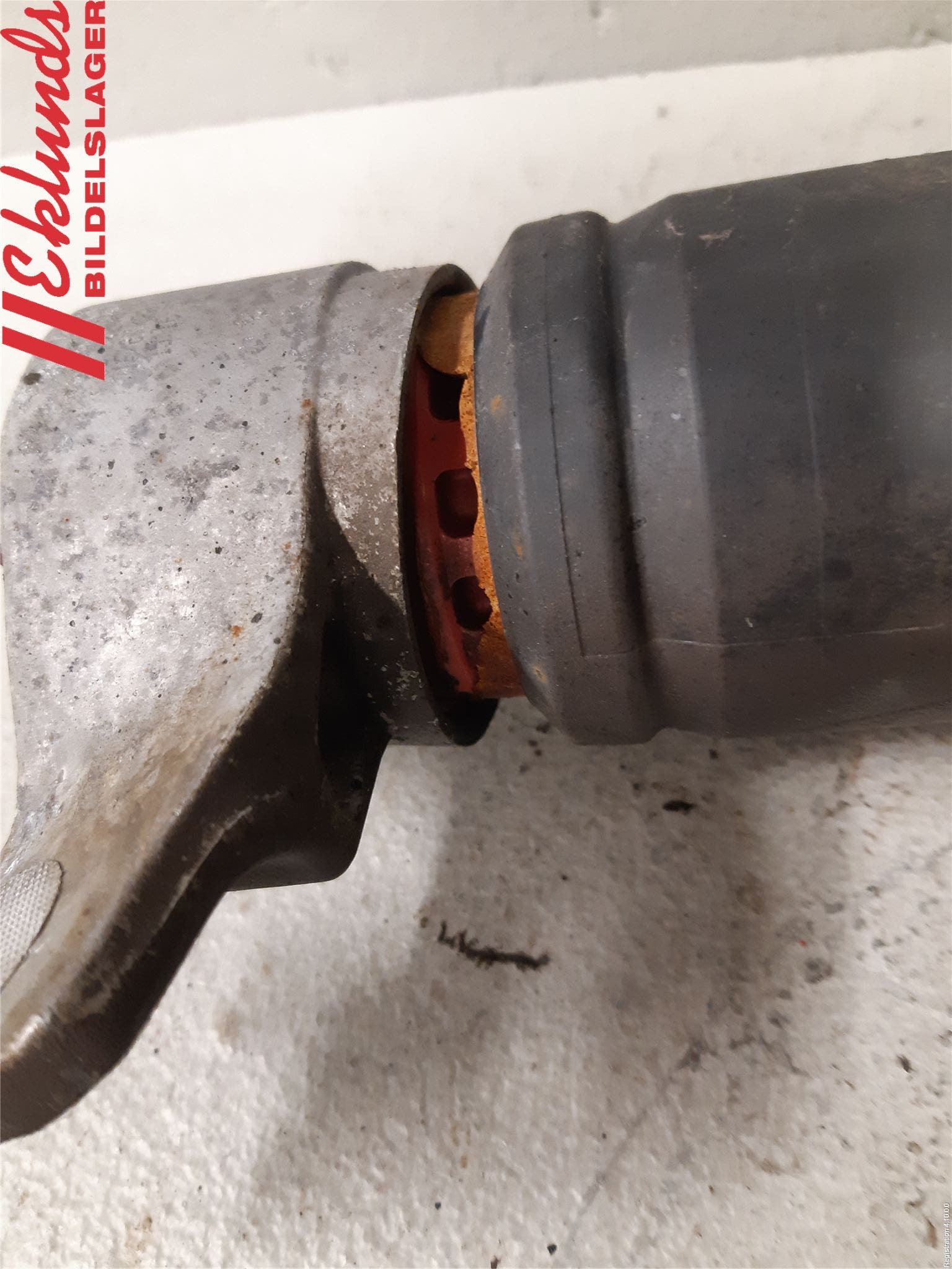 Opel INSIGNIA 09-16 Stötdämpare Bak