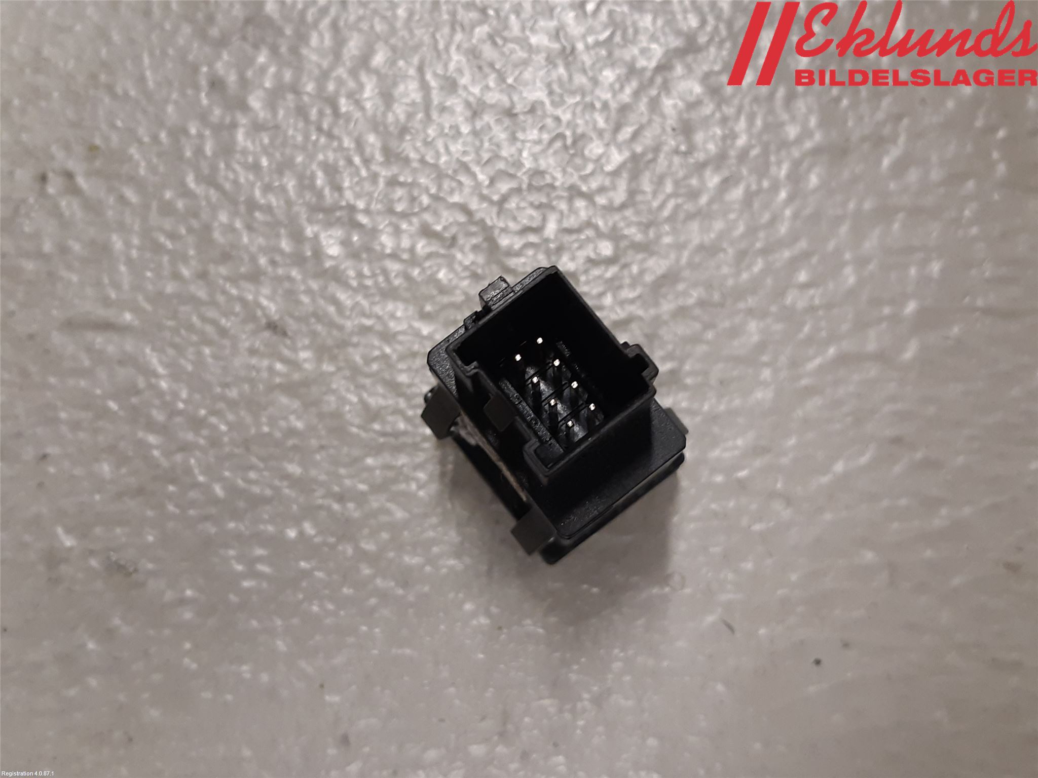 Iveco DAILY 14->> Strömställare Spegel