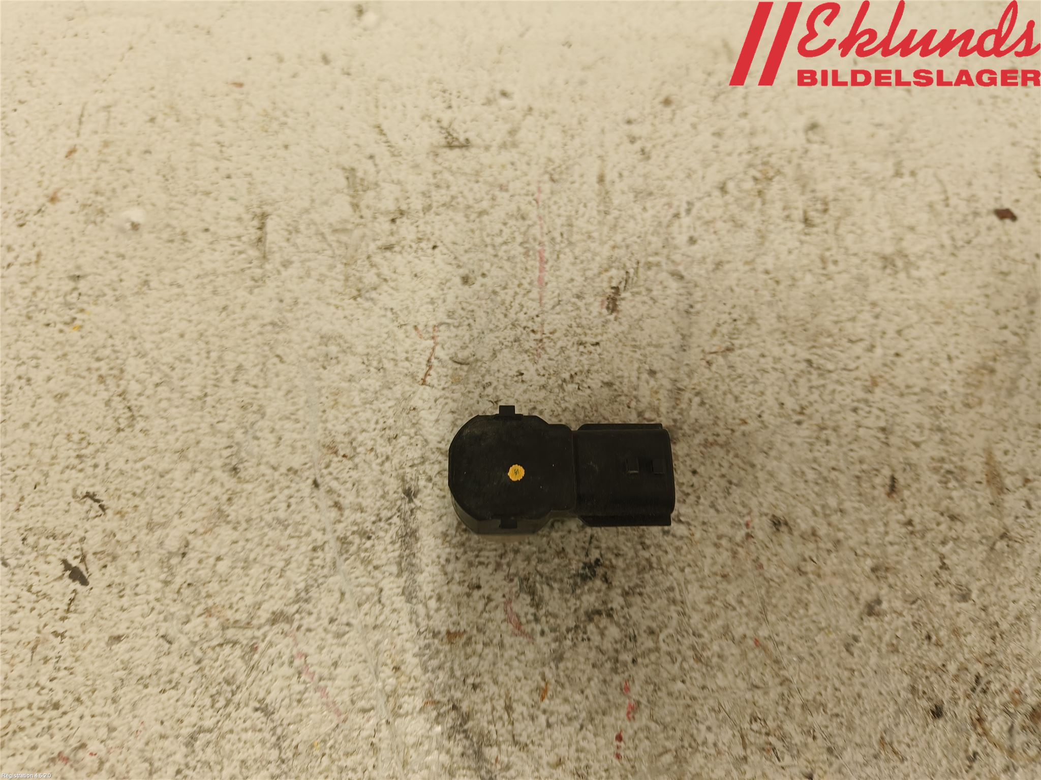 Nissan NV400 12-24 Parkeringshjälp Backsensor