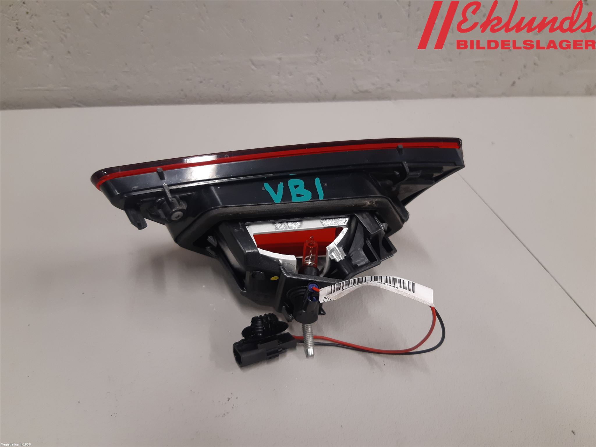 Renault CLIO IV 12-16 Bakljus Lucka Vä