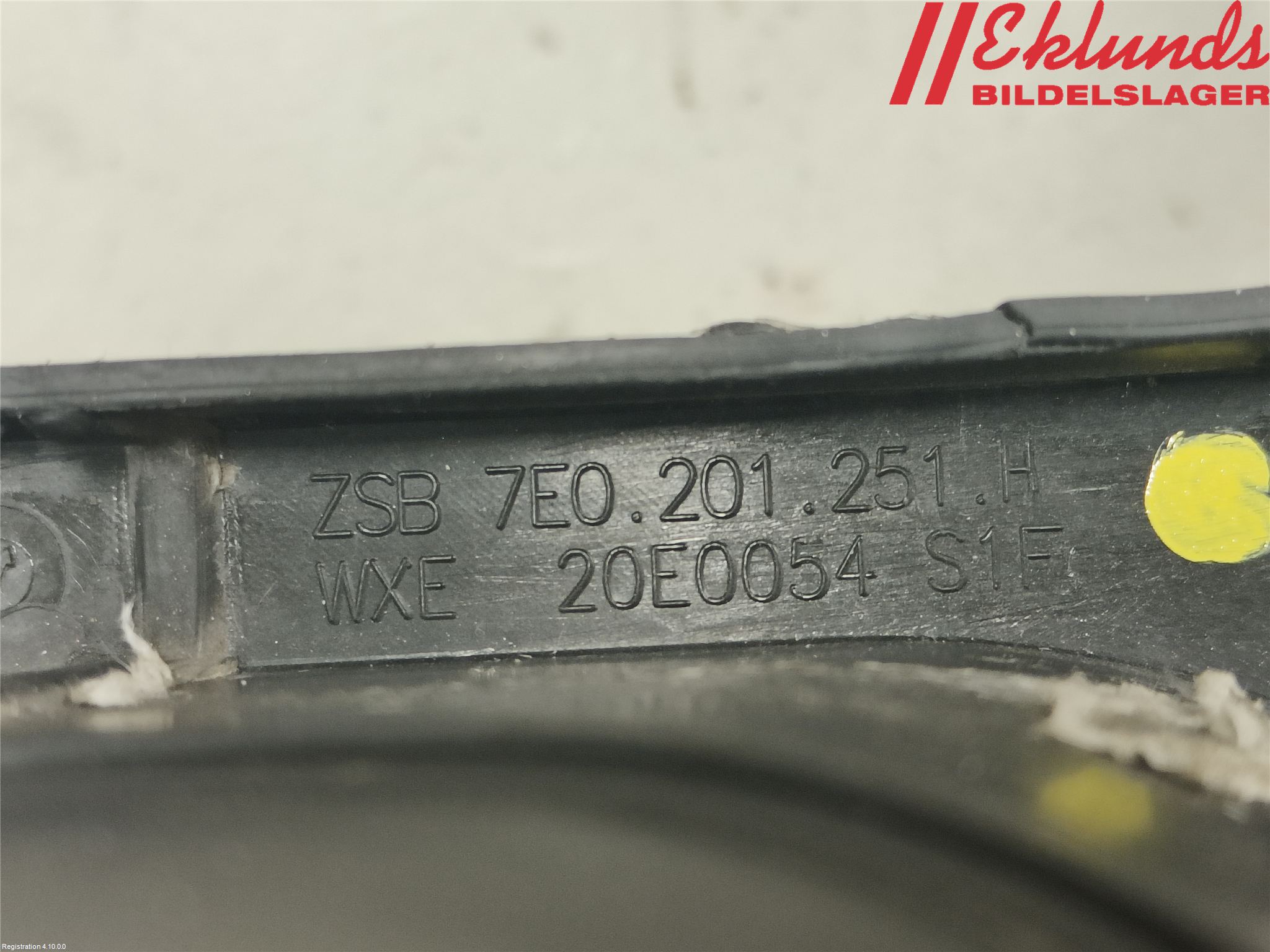 Volkswagen VW TRANSP/CARAVELLE (T6) 16-22 Tanklucka