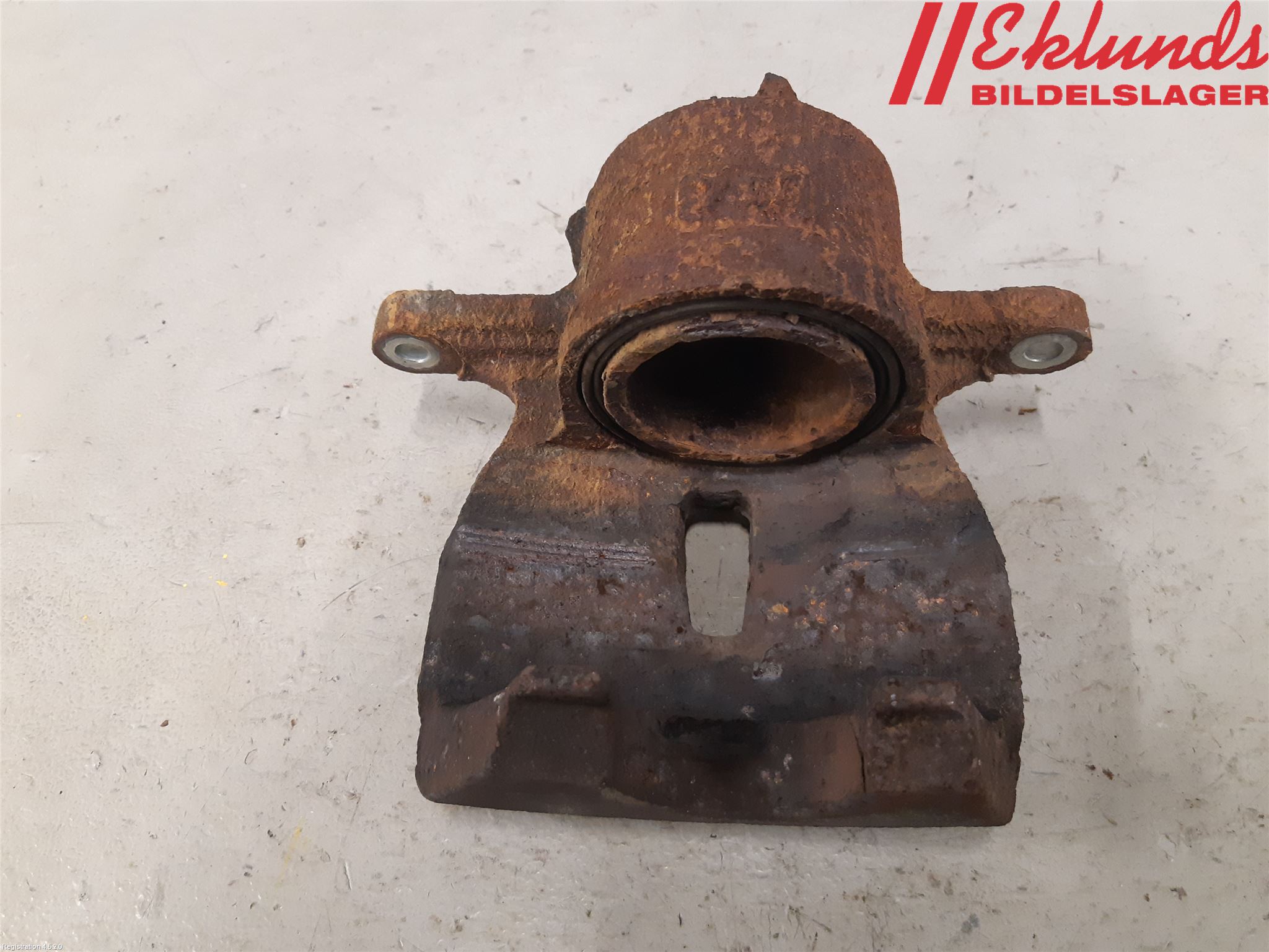 Toyota RAV4 13-18 Bromsok Fram Vänster