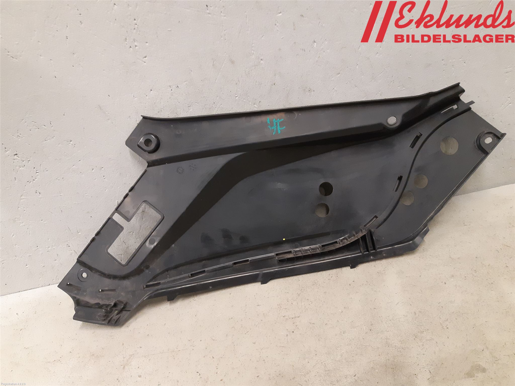 Volvo XC90/RECHARGE 16- Täckplast Front