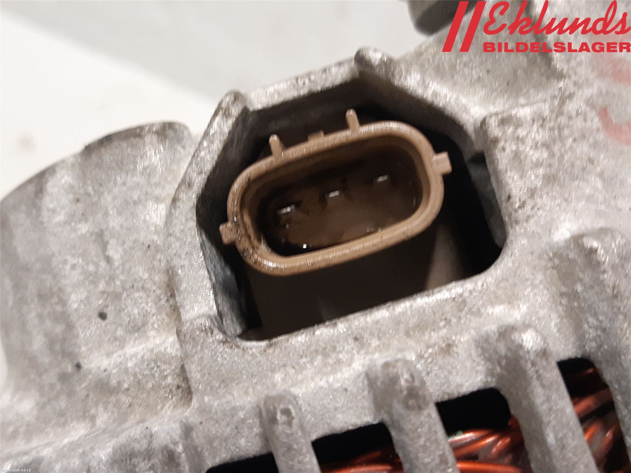 Nissan NV200/NV200 COMBI Generator